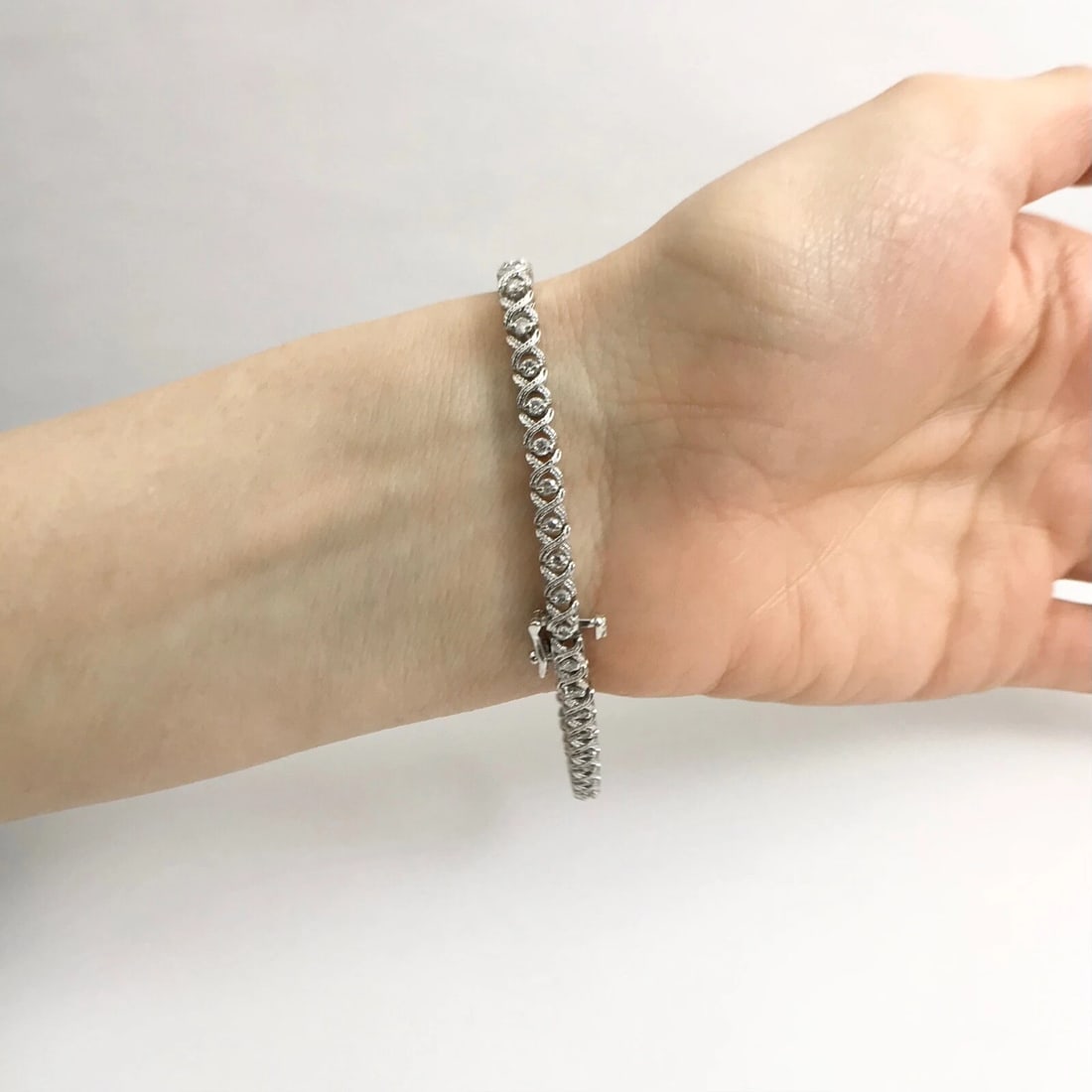 X-Link Milgrain Diamond Tennis Bracelet 14K White Gold, 7.25 Inches, .65 CTW - 5