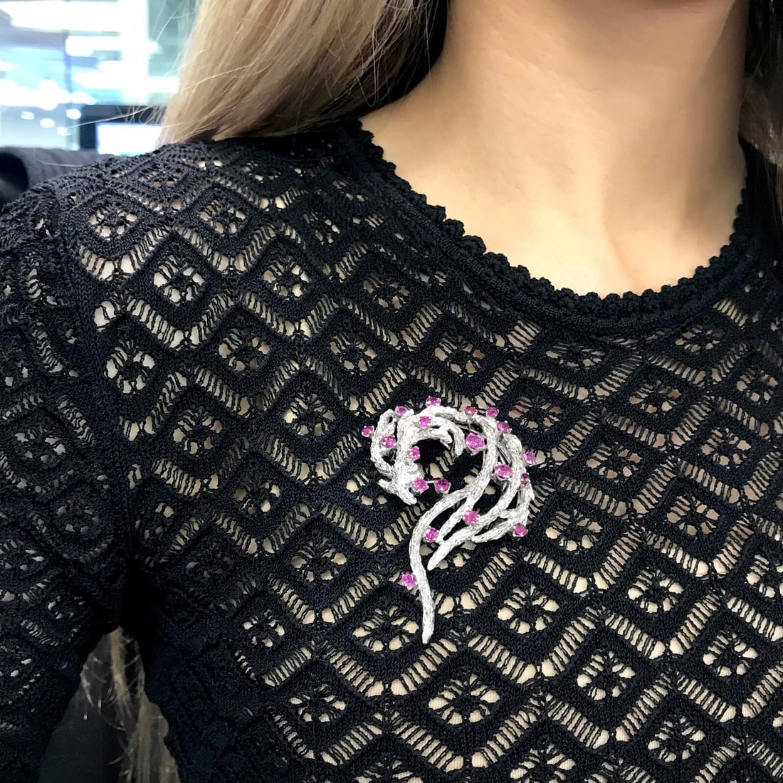 Vintage 1960's Pink Sapphire Gemstone Brooch Pin 18K White Gold, 23.5 Grams - 4
