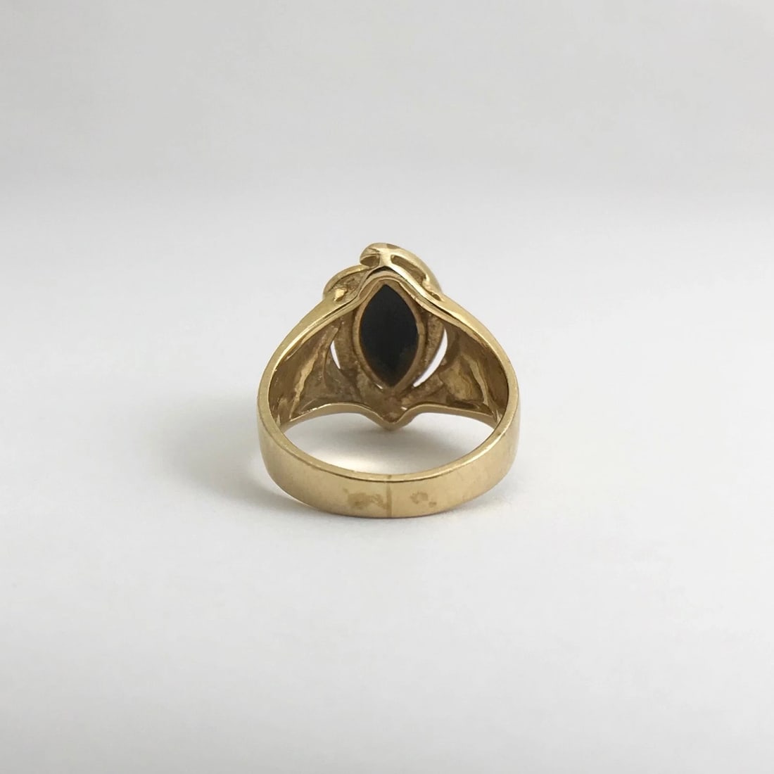 Vintage Marquise Black Onyx Cocktail Ring 14K Yellow Gold, Size 5.5, 5.9 Grams - 10