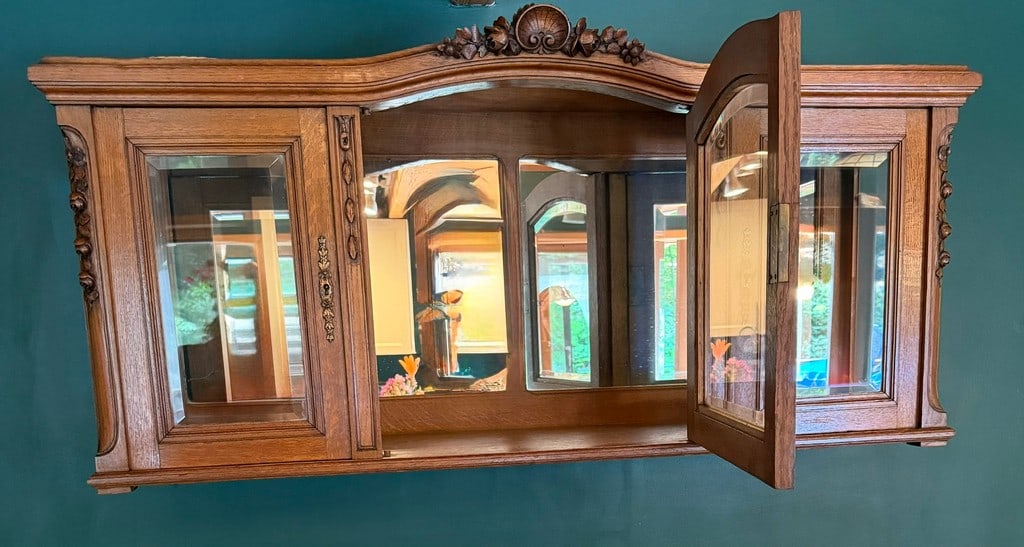 Carved Oak Mirrored Wall Cabinet - 4