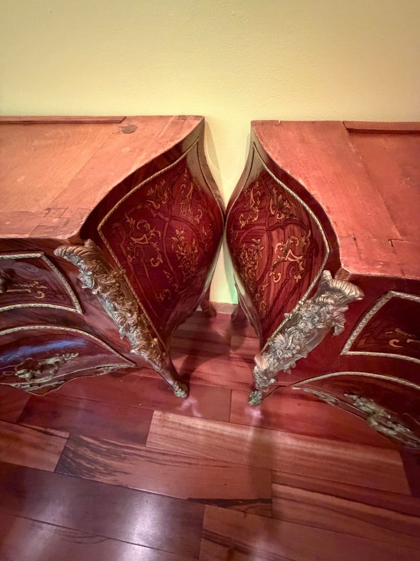 Pair of Louis XV Style Marquetry and Gilt Bronze Commodes - 7