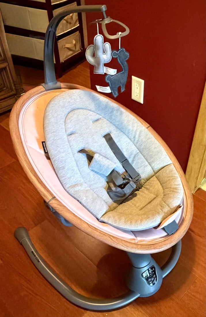 Maxi-Cosi Wood and Fabric Baby Rocker with Desert Animal Mobile - 2