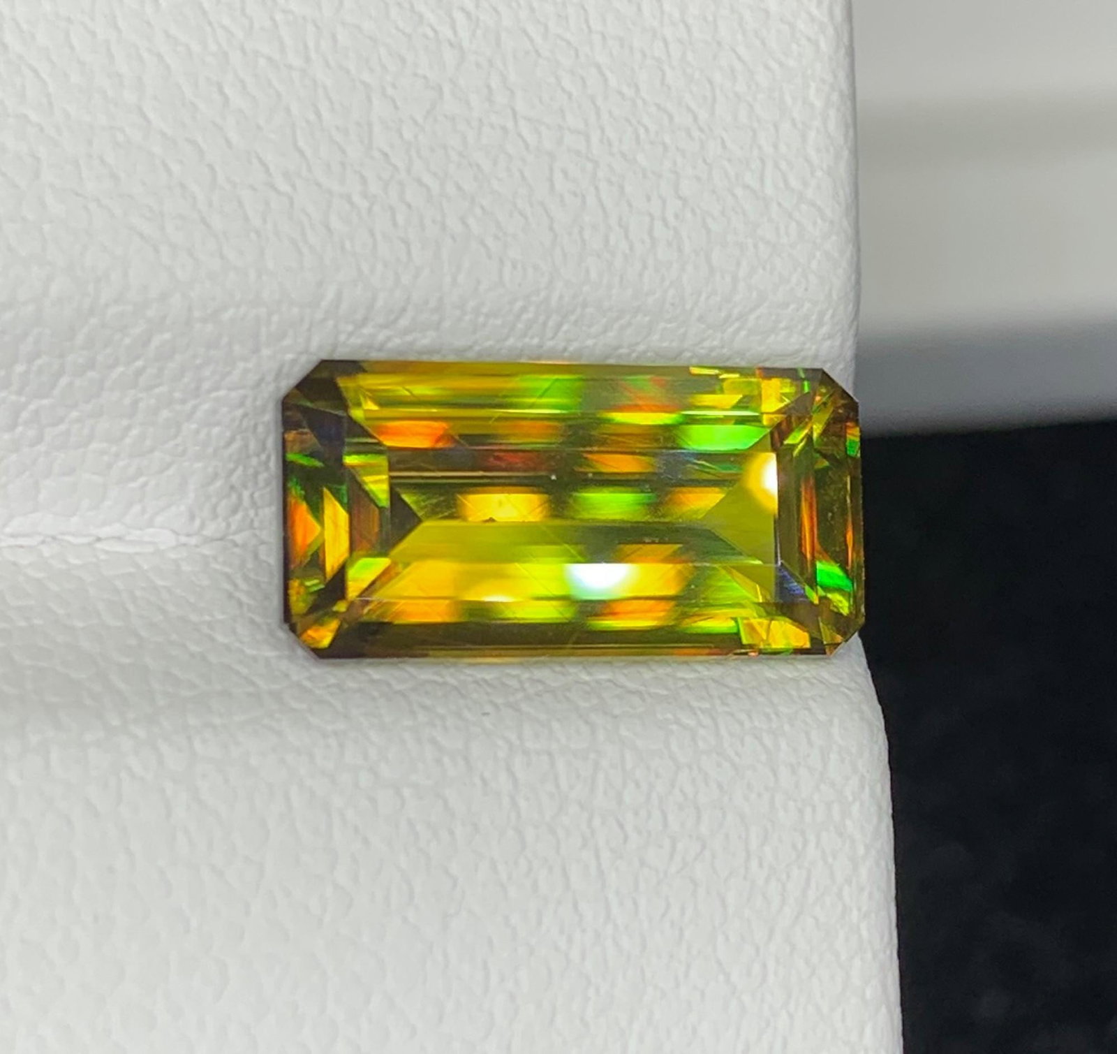 Natural Lustrous Sphene Gemstone: Multi Color Emerald Cut, 4.46 Carat - 2