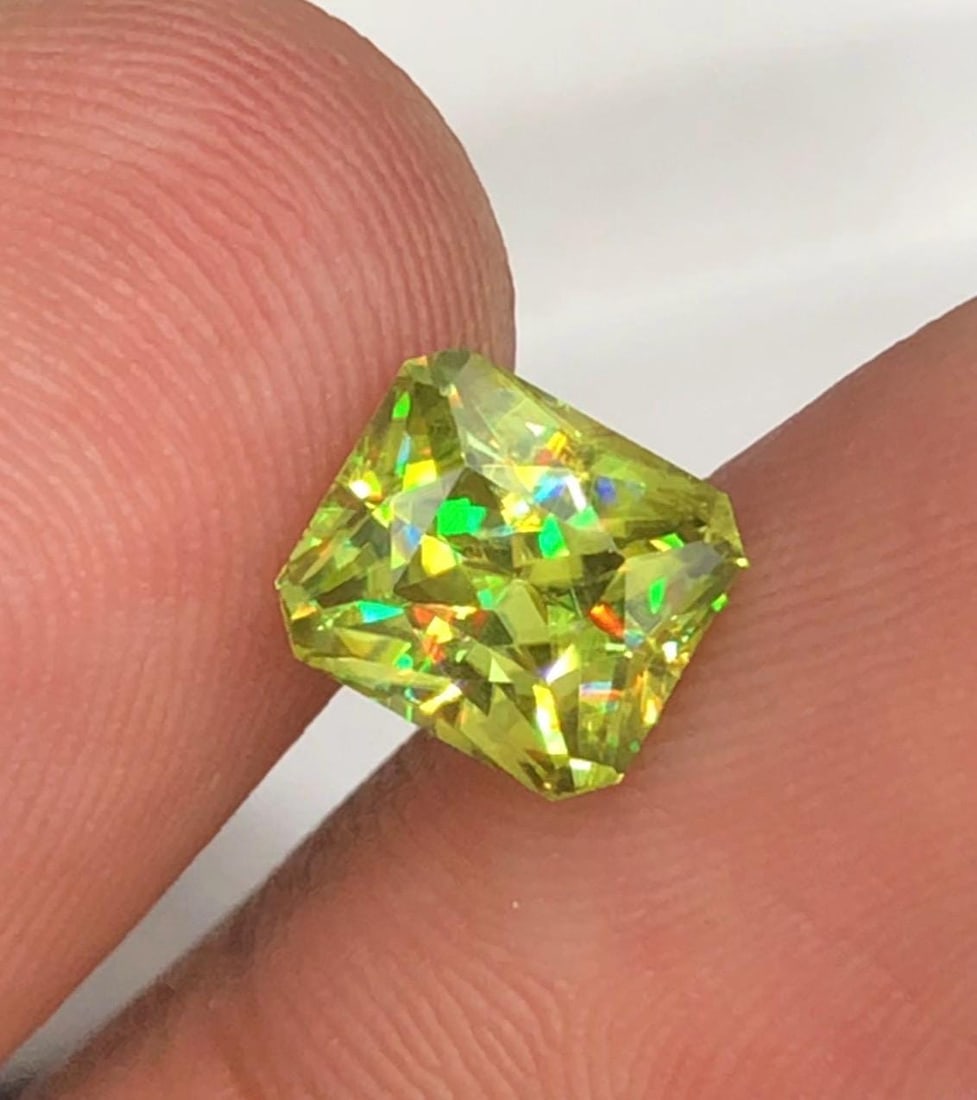 Lemon Green Sparkling Fire Titanite Sphene Gemstone From Madagascar - 1.860 Carat - 2