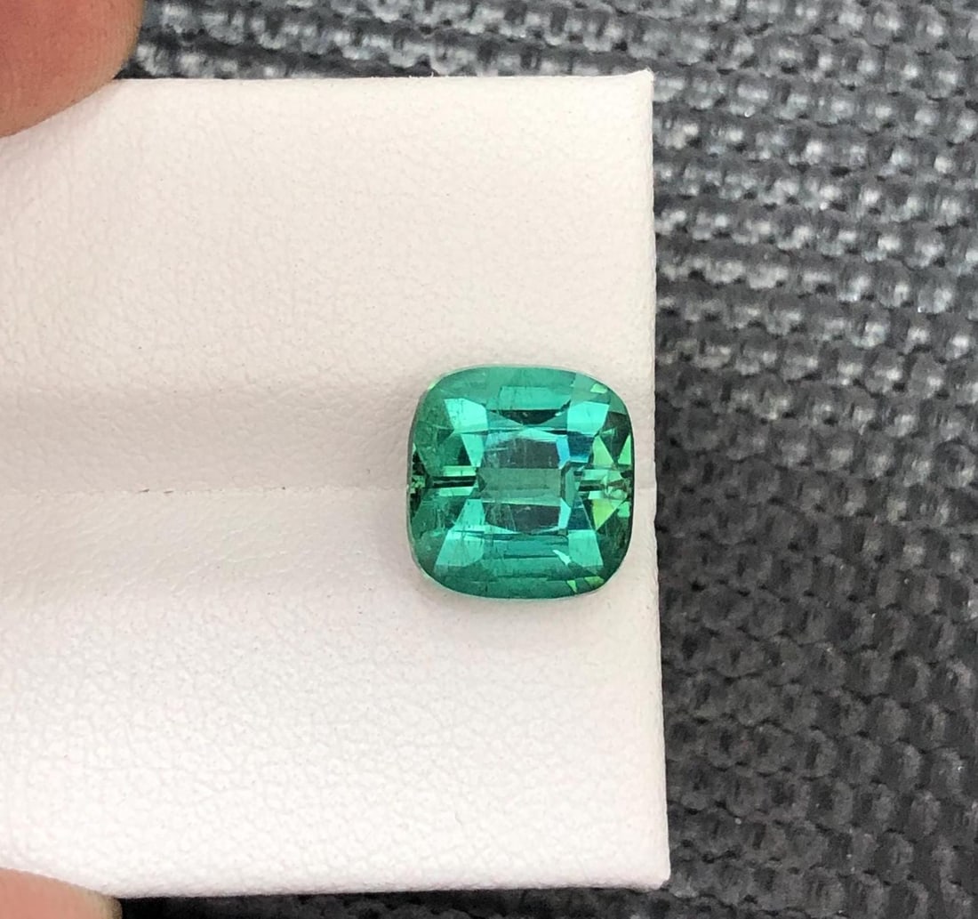 5.36 CT Faceted Blue Green Tourmaline Gemstone - 6