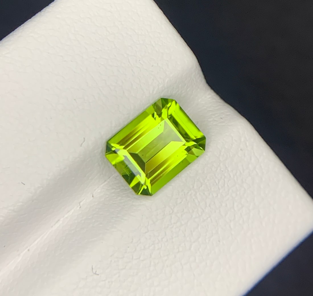 Olive Green Peridot Ring Stone, Emerald Shape Peridot Gemstone For Jewerly - 2