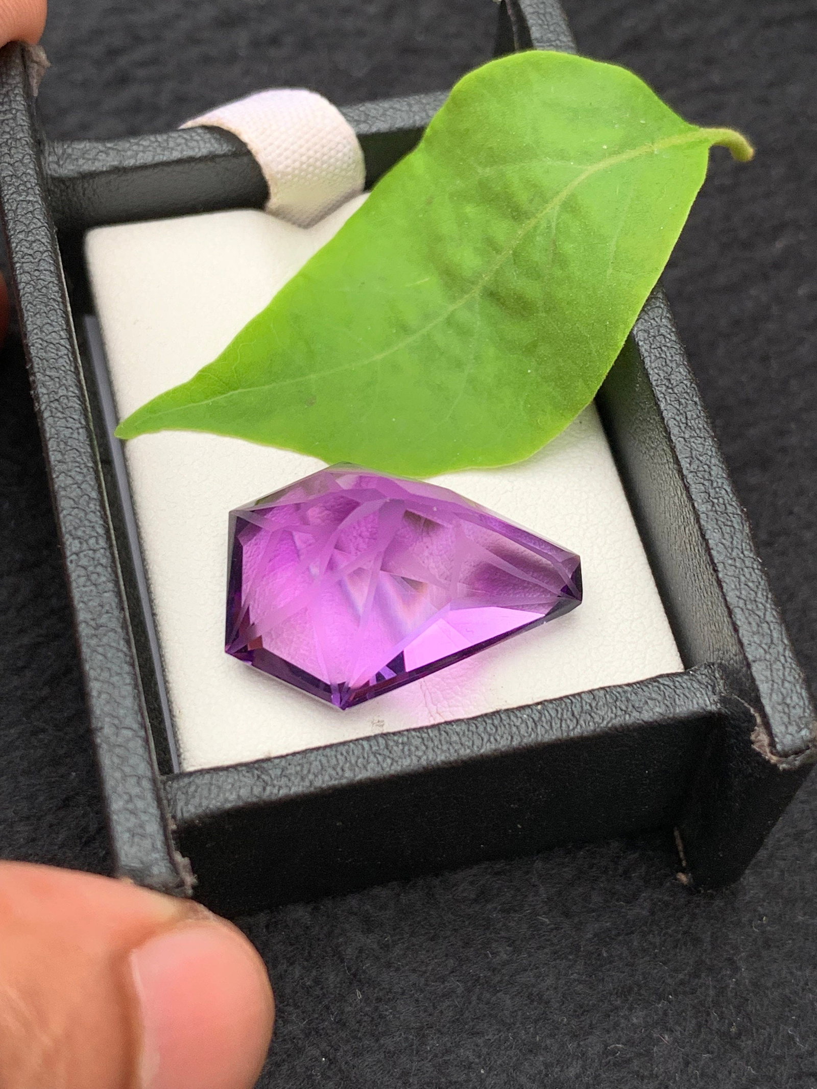 Natural Amethyst Gemstone: 21.80 Carat Trillion Cut Loose Stone: Amethyst Gemstone, Natural Amethyst Trillion Cut, Ring Jewelry Size Amethyst Loose Gemstone - 21.80 Carat Properties: Birthstone : February Birthstone Zodiac Sign : Aquarius Birthstone Chakras : crown