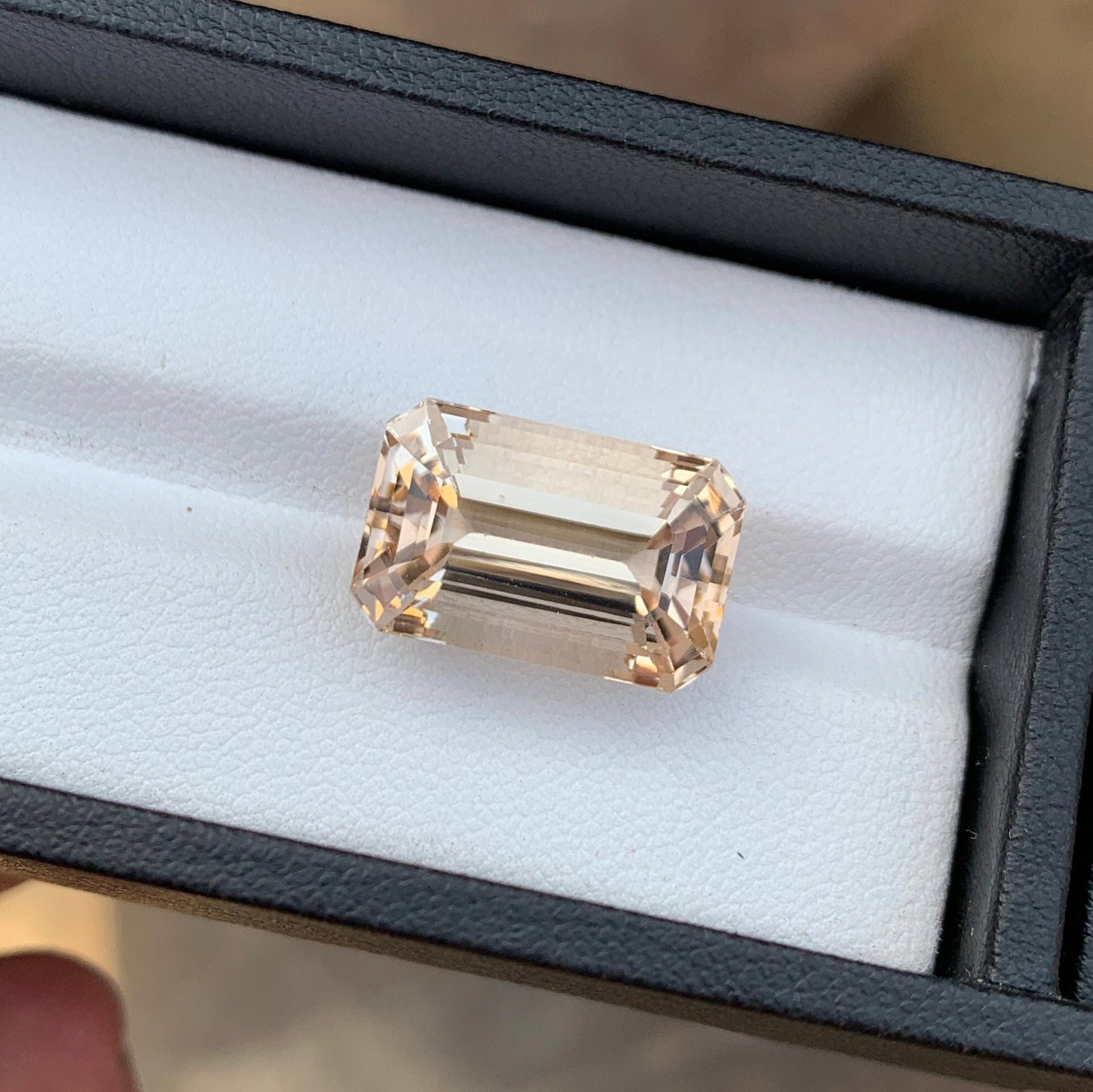 19.40 Carat Sherry Topaz Gemstone: Emerald Cut Stone For Pendant Making - 2