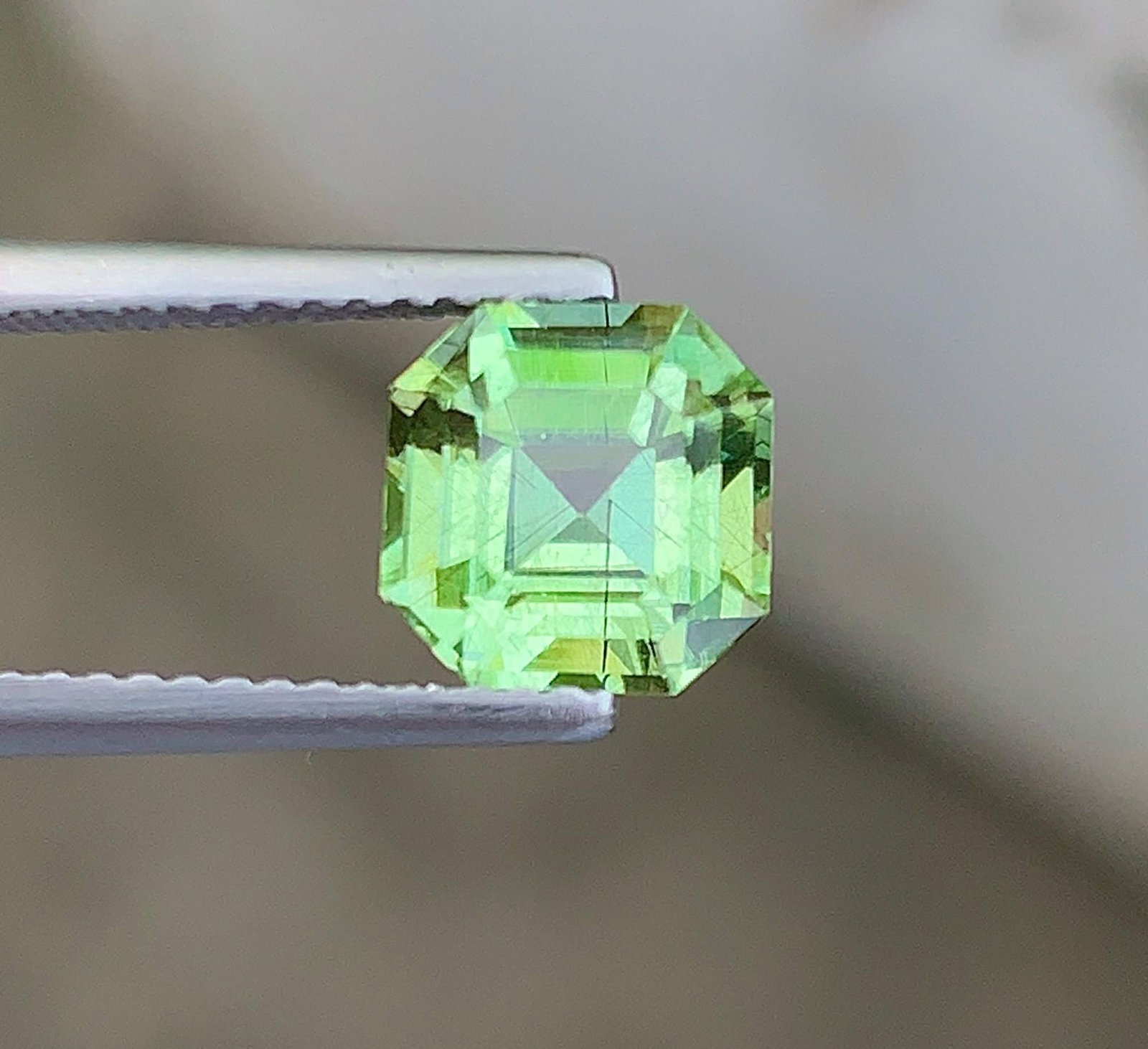Natural Rutile Peridot Gemstone 2.19 Carat Green Loose Gemstone for Ring, Pendant & Custom Jewelry - 2