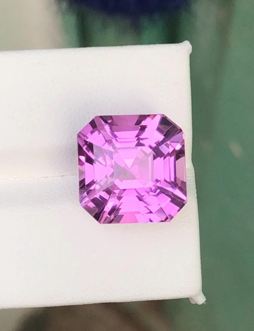 Top Pink Kunzite Asscher Cut Loose Gemstone For Necklace - 18.190 Carat - 2