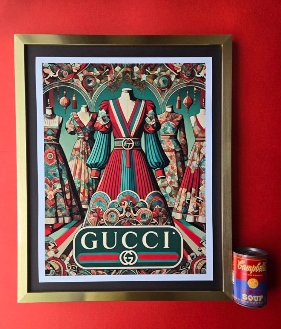 ALEXANDER DULAC + GUCCI + LARGE Hand Signed Authentic Print LtdEd of 10 COA!: Up for Sale is this Beautiful and Elegant Hand Signed Authentic Giclee by renowned contemporary artist ALEXANDER DU LAC " GUCCI SPIRIT" The print is 18x14in. It's mounted over a blackboard and framed
