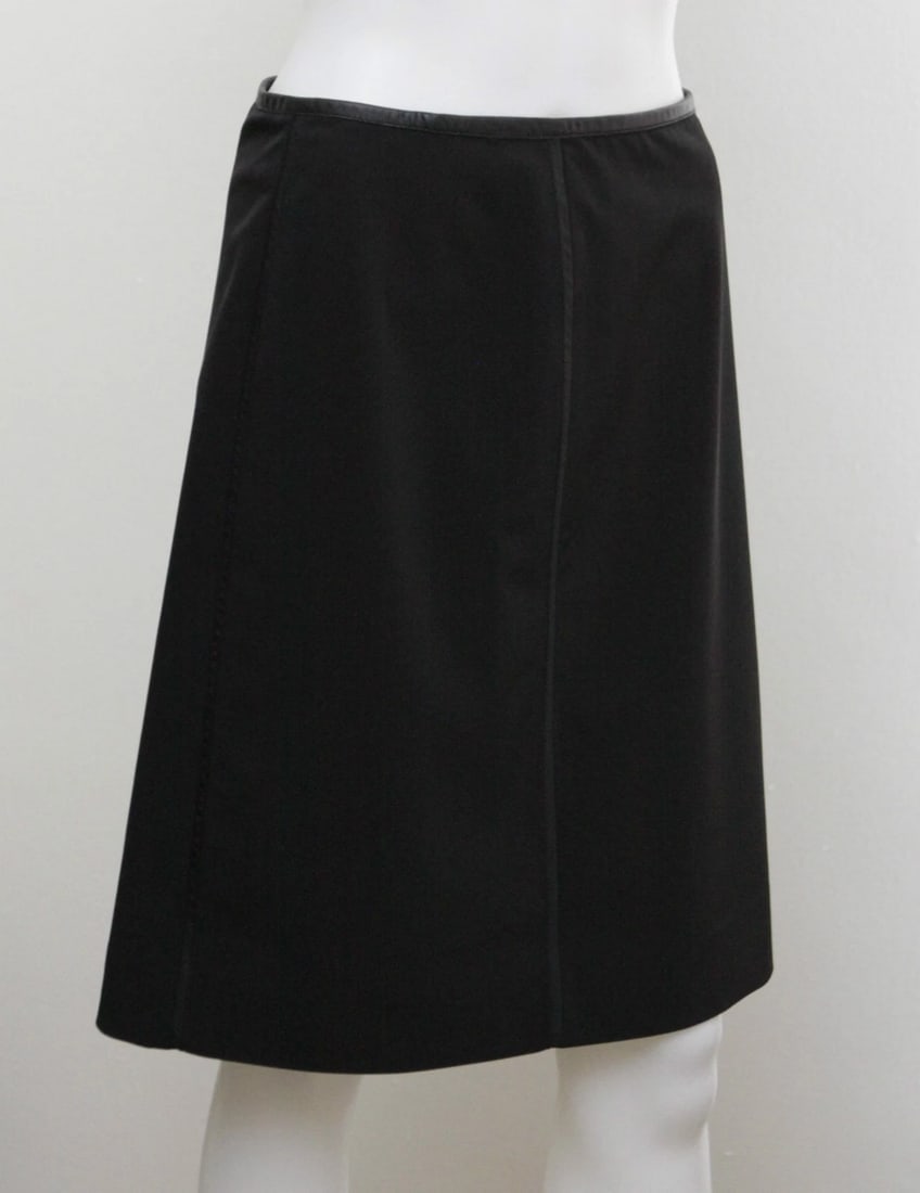 PRADA MADE IN ITALY SIZE 40 BLACK SKIRT PENCIL CLASSY LEATHER STYLISH BUSINESS - 7