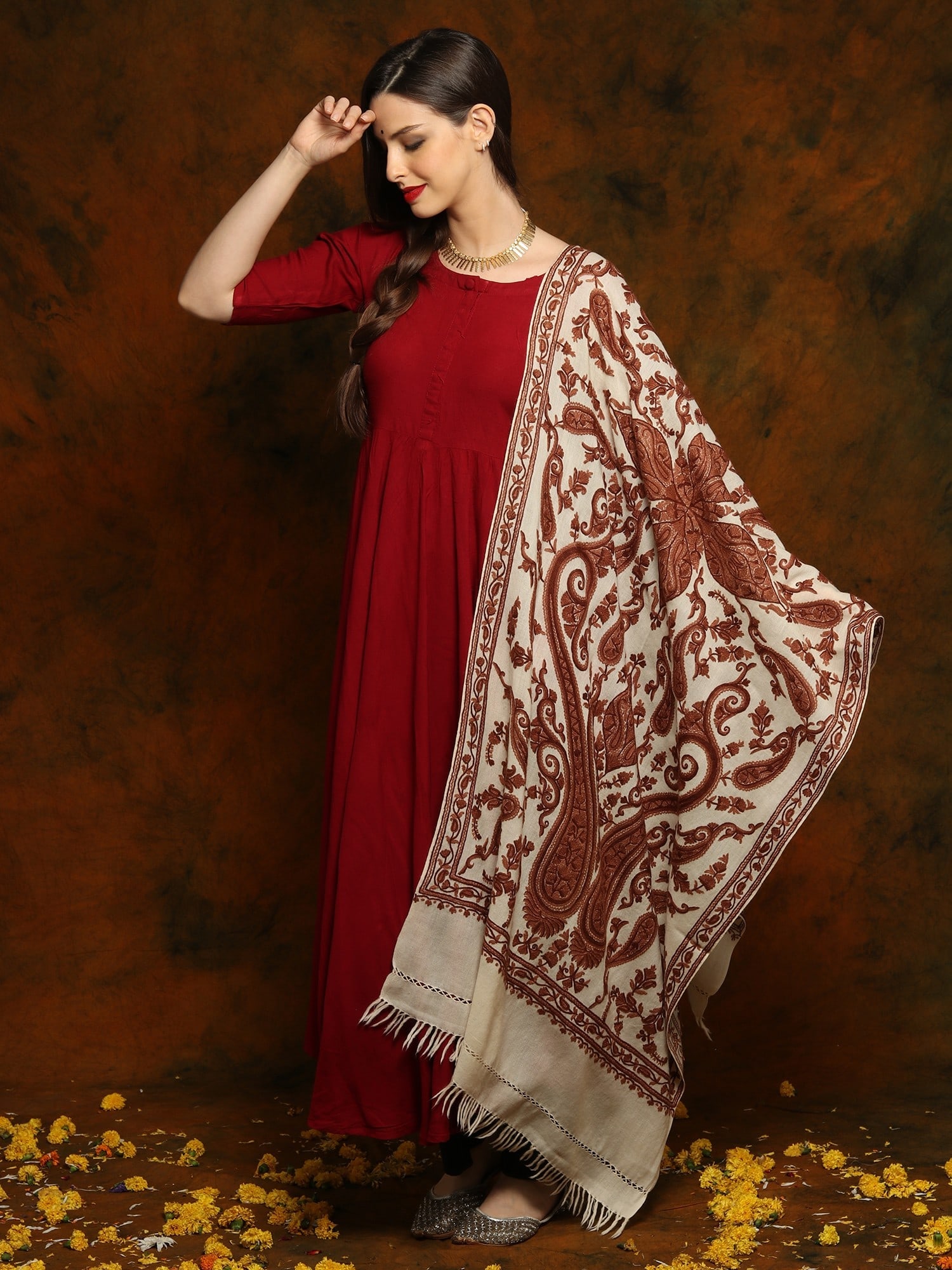 Cream Colored Fine Wool Shawl with Detailed Aari over Embroidery - 2