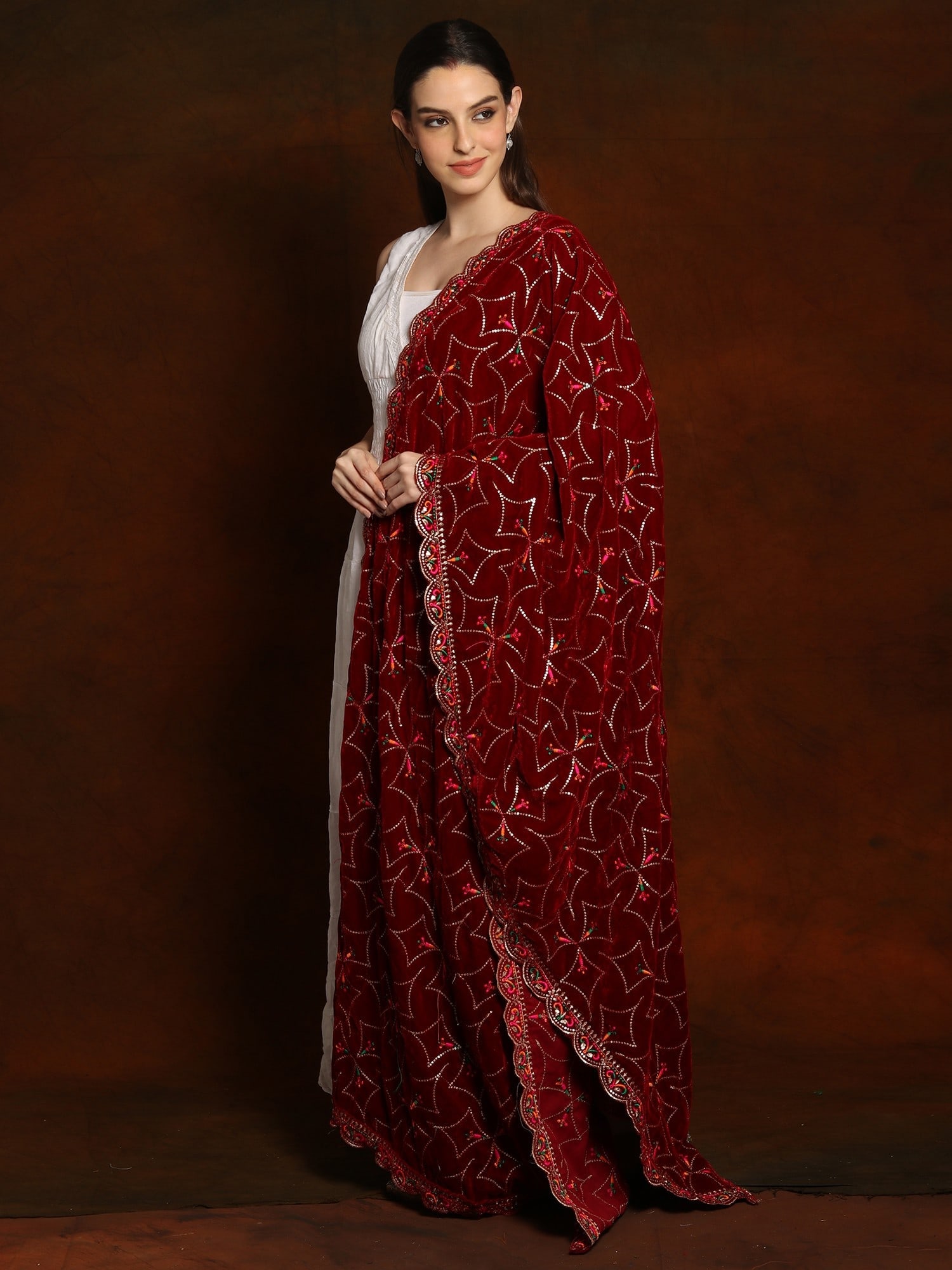 Velvet Dupatta with Zari and Sequinned Diamond Pattern and multicolored miniatures from Amritsar - 2
