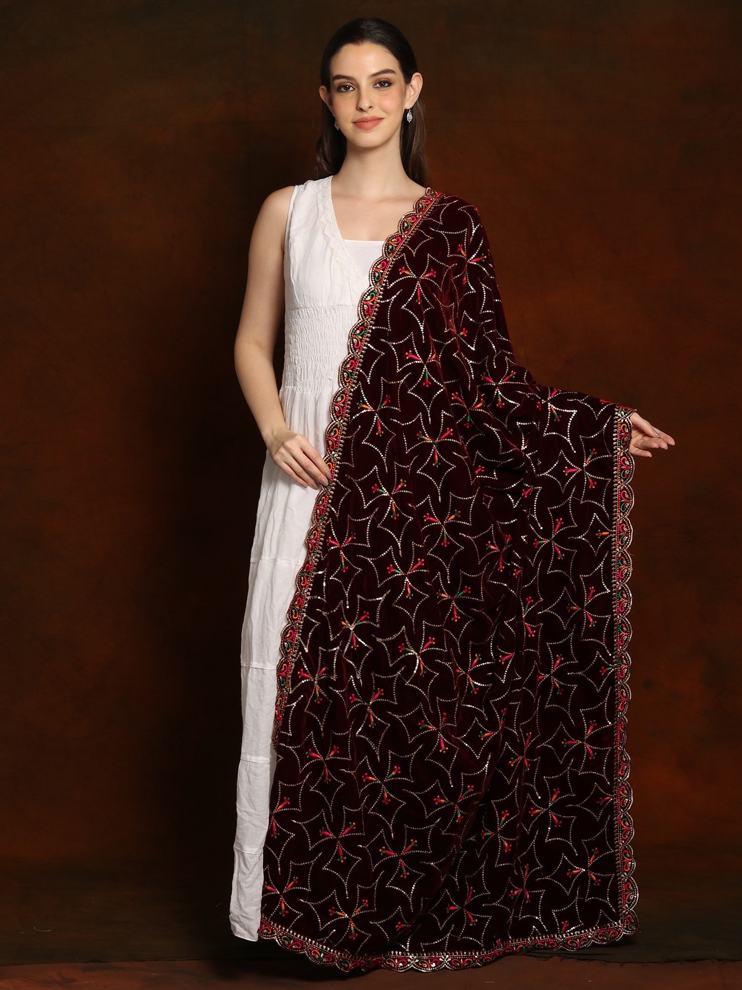 Velvet Dupatta with Zari and Sequinned Diamond Pattern and multicolored miniatures from Amritsar - 2