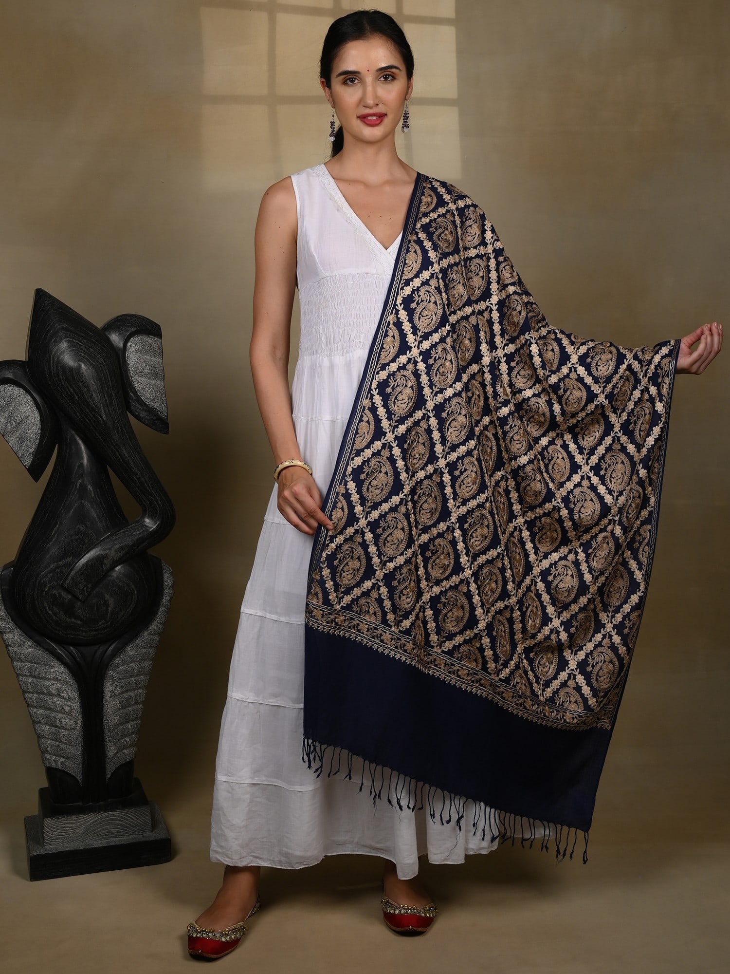 Pure Woolen Stole with Detailed Paisley Aari Threadwork from Kashmir - 2