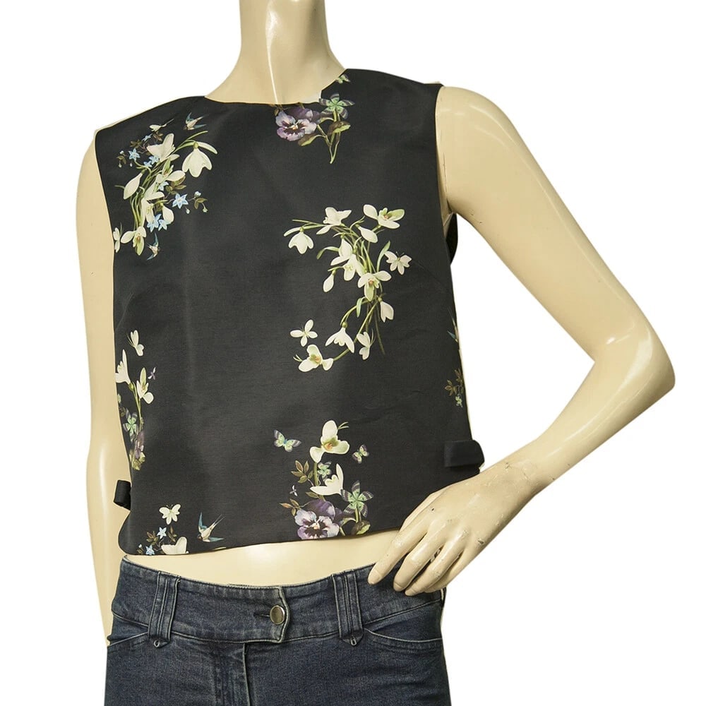 Ted Baker Blue Floral Sleeveless Back Zipper Polyester Crop Top Blouse size 2: Title:Ted Baker Blue Floral Sleeveless Back Zipper Polyester Crop Top Blouse size 2 Description:Ted Baker Blue Floral Sleeveless Back Zipper Polyester Crop Top Blouse size 2 Beautiful and girly Ted