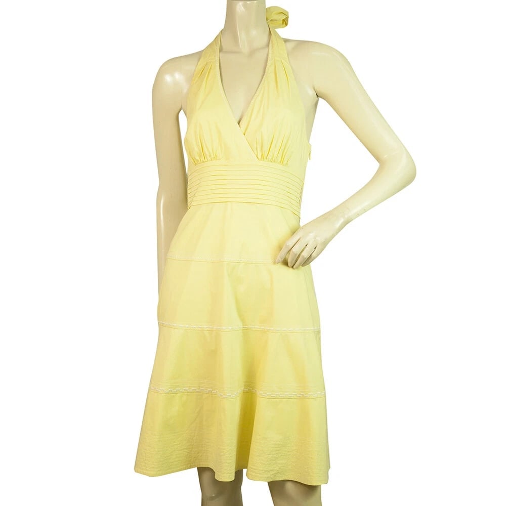 BCBG Max Azria Yellow Halter Neckline Sleeveless Mini Length Dress size 0: Title:BCBG Max Azria Yellow Halter Neckline Sleeveless Mini Length Dress size 0 Description:BCBG Max Azria Yellow Halter Neckline Sleeveless Mini Length Dress size 0 This magnificent dress is crafted