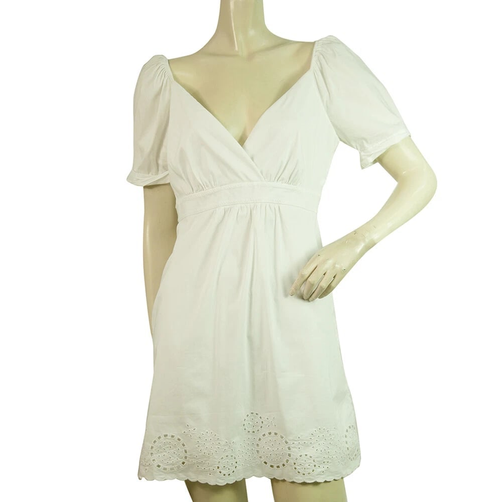 BCBG Max Azria White Puff Sleeves Lace Details Mini Length Dress size 2 (1 of 6)