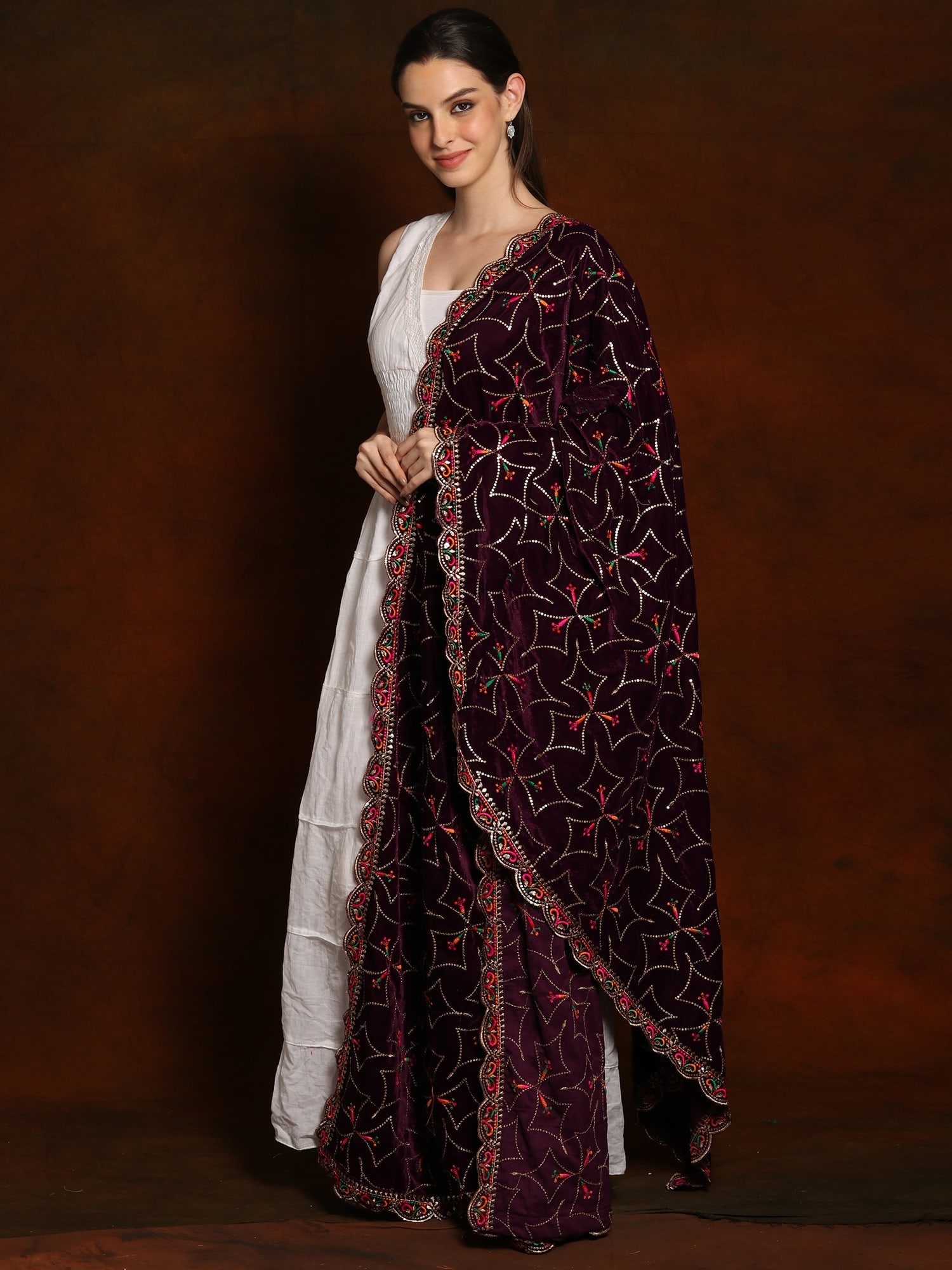 Velvet Dupatta with Zari and Sequinned Diamond Pattern and multicolored miniatures from Amritsar (1 of 2)