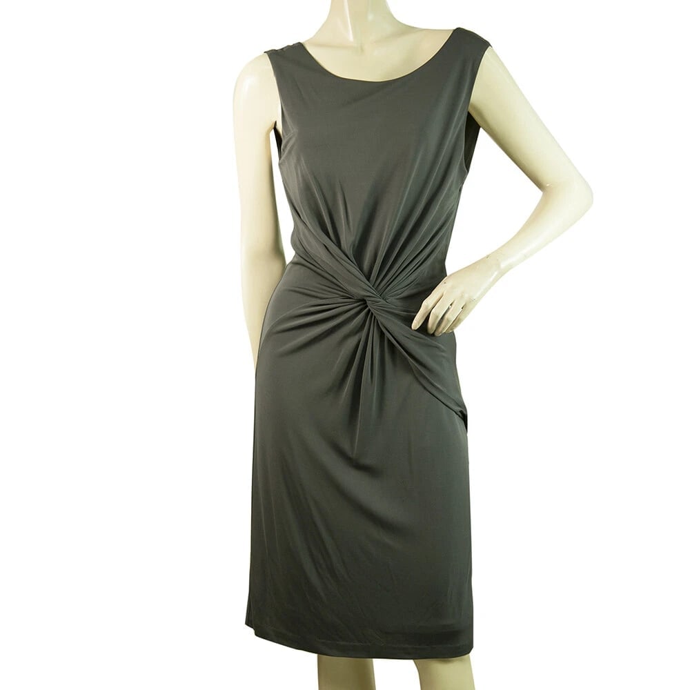Halston Heritage Gray Sleeveless Twist Knot Knee Length Dress size 6: Title:Halston Heritage Gray Sleeveless Twist Knot Knee Length Dress size 6 Description:Halston Heritage Gray Sleeveless Twist Knot Knee Length Dress size 6 This superb Halston Heritage dress can be