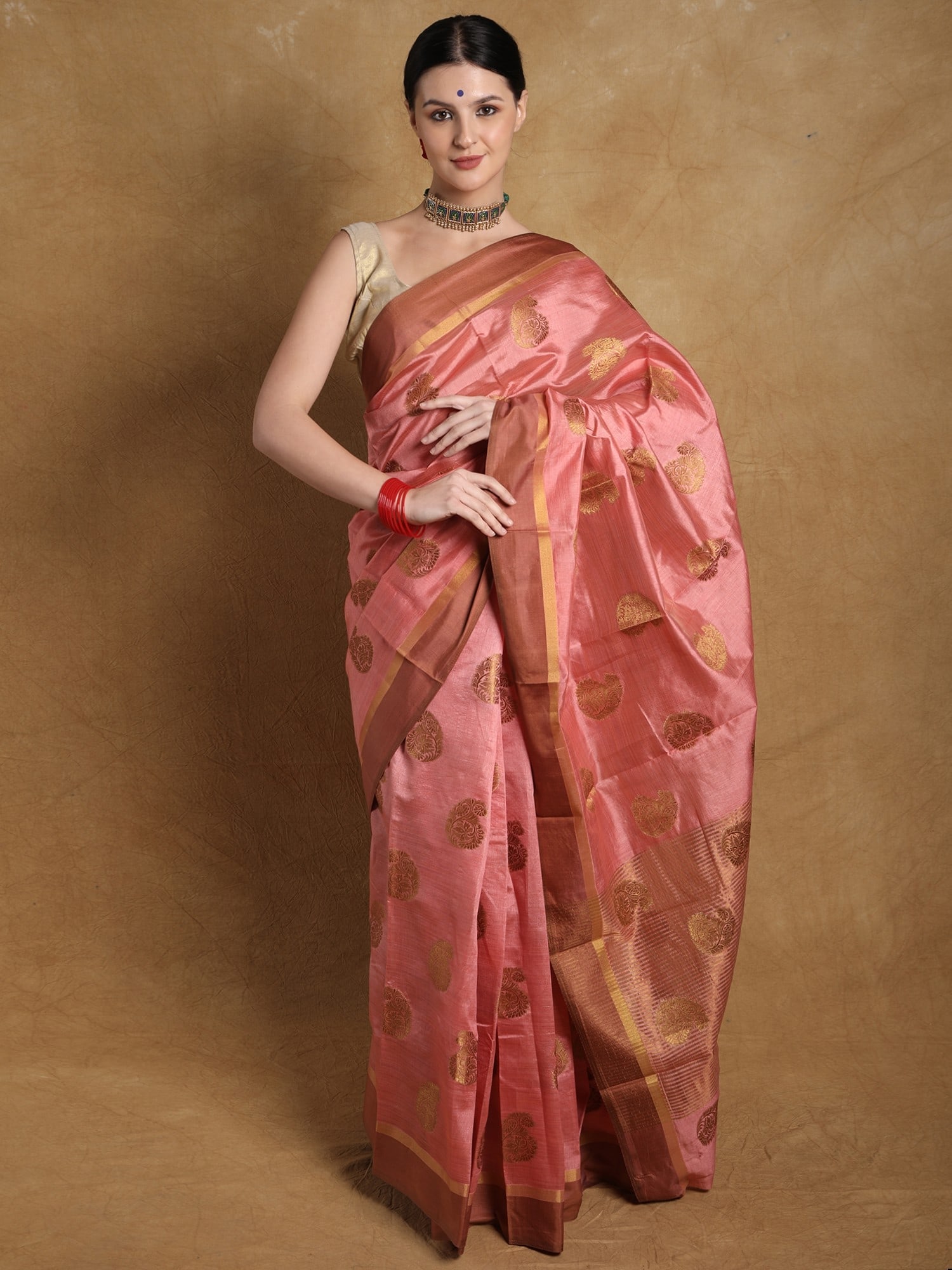 Art Silk Saree with Golden Stripes and Traditional Paisley Motifs All Over: Title:Art Silk Saree with Golden Stripes and Traditional Paisley Motifs All Over Description:Art silk stands as the ideal fabric for modern-day traditional wear, offering the perfect blend of luxury
