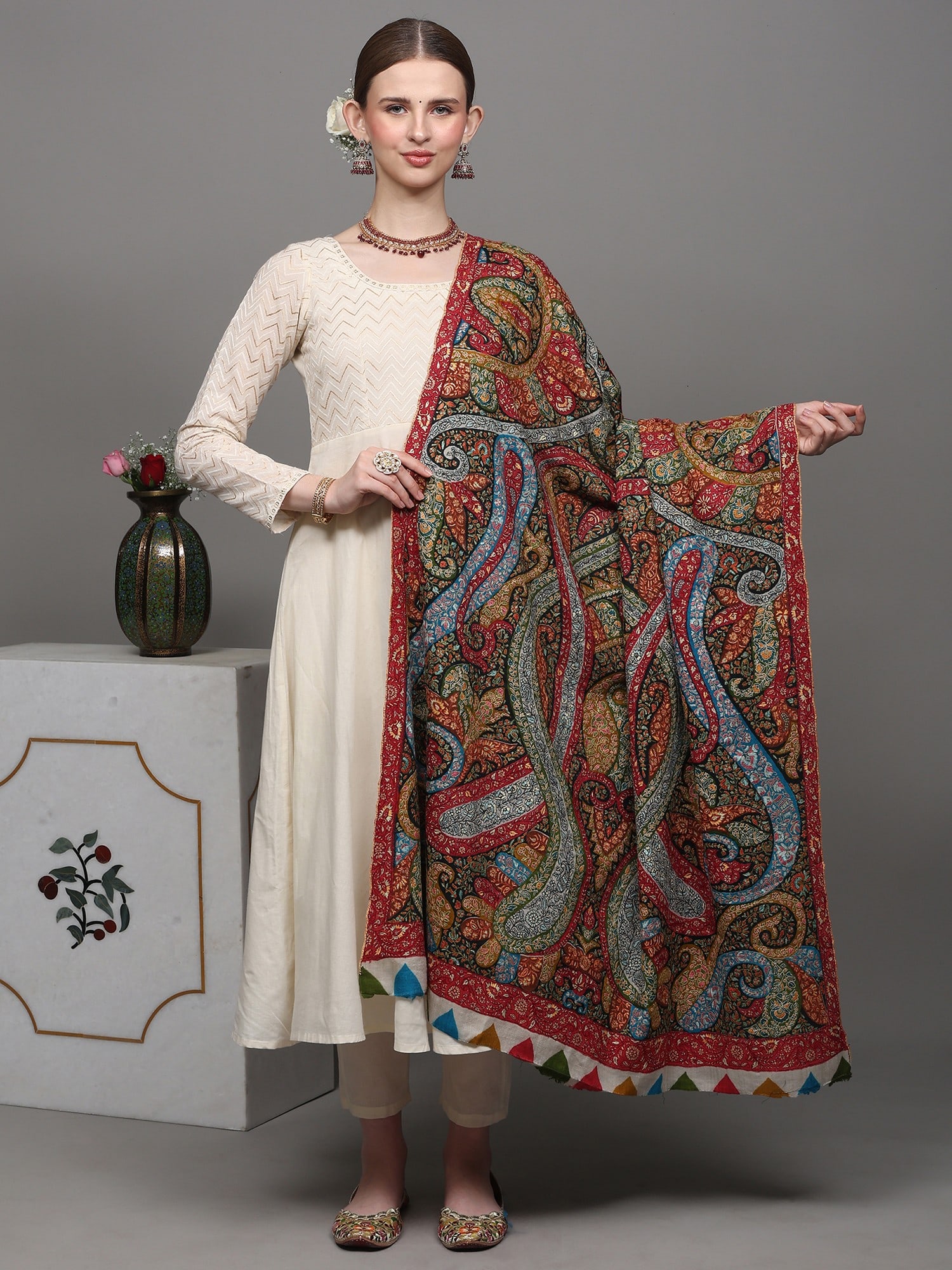 Multicolor Pure Pashmina Shawl with Intricate Embroidered Paisleys and Flowers by Hand: Title:Multicolor Pure Pashmina Shawl with Intricate Embroidered Paisleys and Flowers by Hand Description:Pashminas are proudly owned and passed down through generations as an heirloom. It has been lon