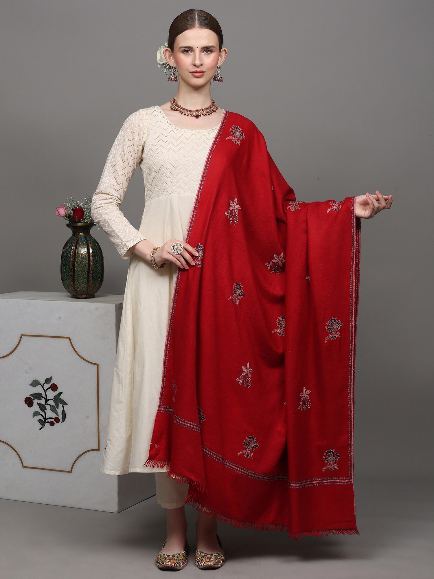 Cherry-Red Pure Pashmina Shawl with Sozni Embroidered Floral Bootis: Title:Cherry-Red Pure Pashmina Shawl with Sozni Embroidered Floral Bootis Description:This beautiful cherry red Pashmina Cashmere shawl is a tribute to springs and the glory of Kahsmir’s favorit