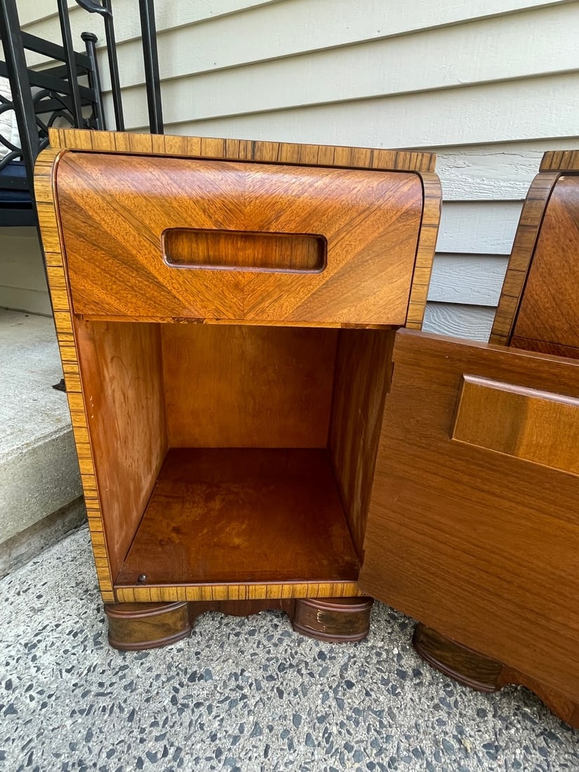 Pair of Art Deco Waterfall End Tables / Nightstands with Bookmatched Veneers - 6
