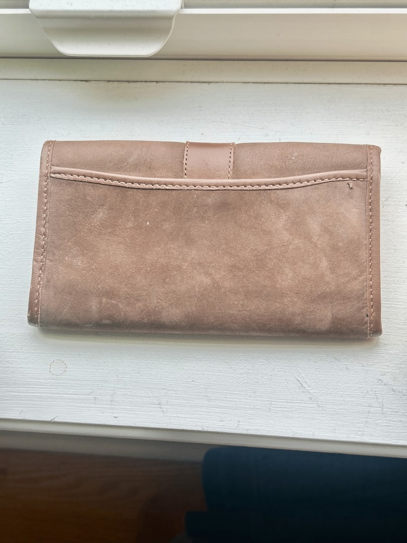 Vintage Leather Trifold Wallet with Embossed Horse Motif - 2