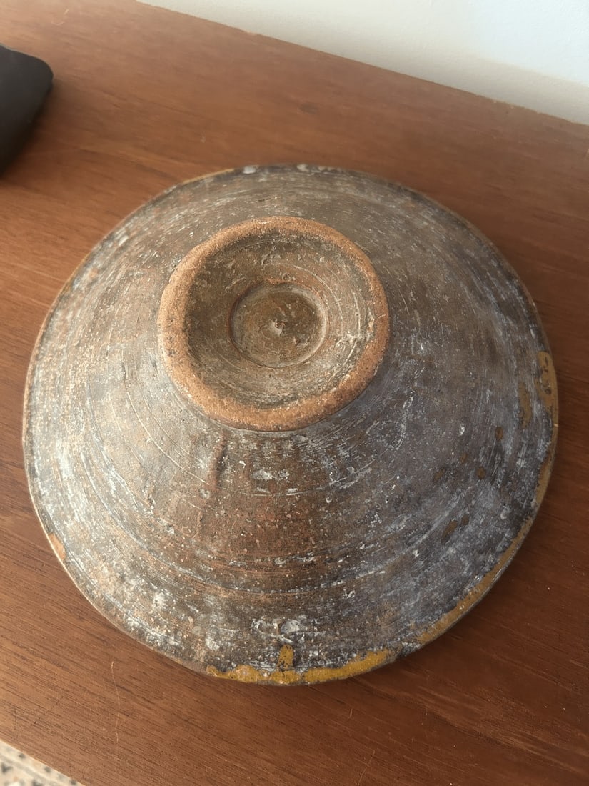 Hand-Painted Earthenware Bowl, possibly Spanish Colonial - 2