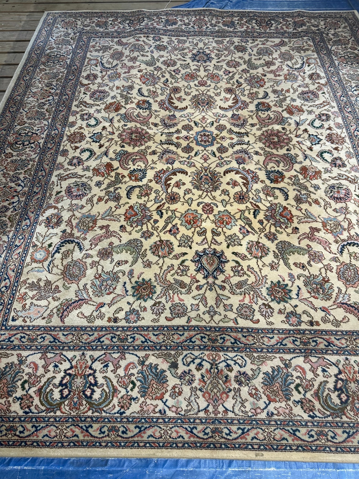 Wool Karastan Kermen Design Rug 10.4x8.7 ft.: Title: Wool Karastan Kermen Design Rug 10.4x8.7 ft. Description:Wool Karastan Kermen Design Rug 10.4x8.7 ft. Size: 10.4x8.7 ft. Circa:1980 Origin: Material:100 %Wool Reserve: $600.00 Shipping: