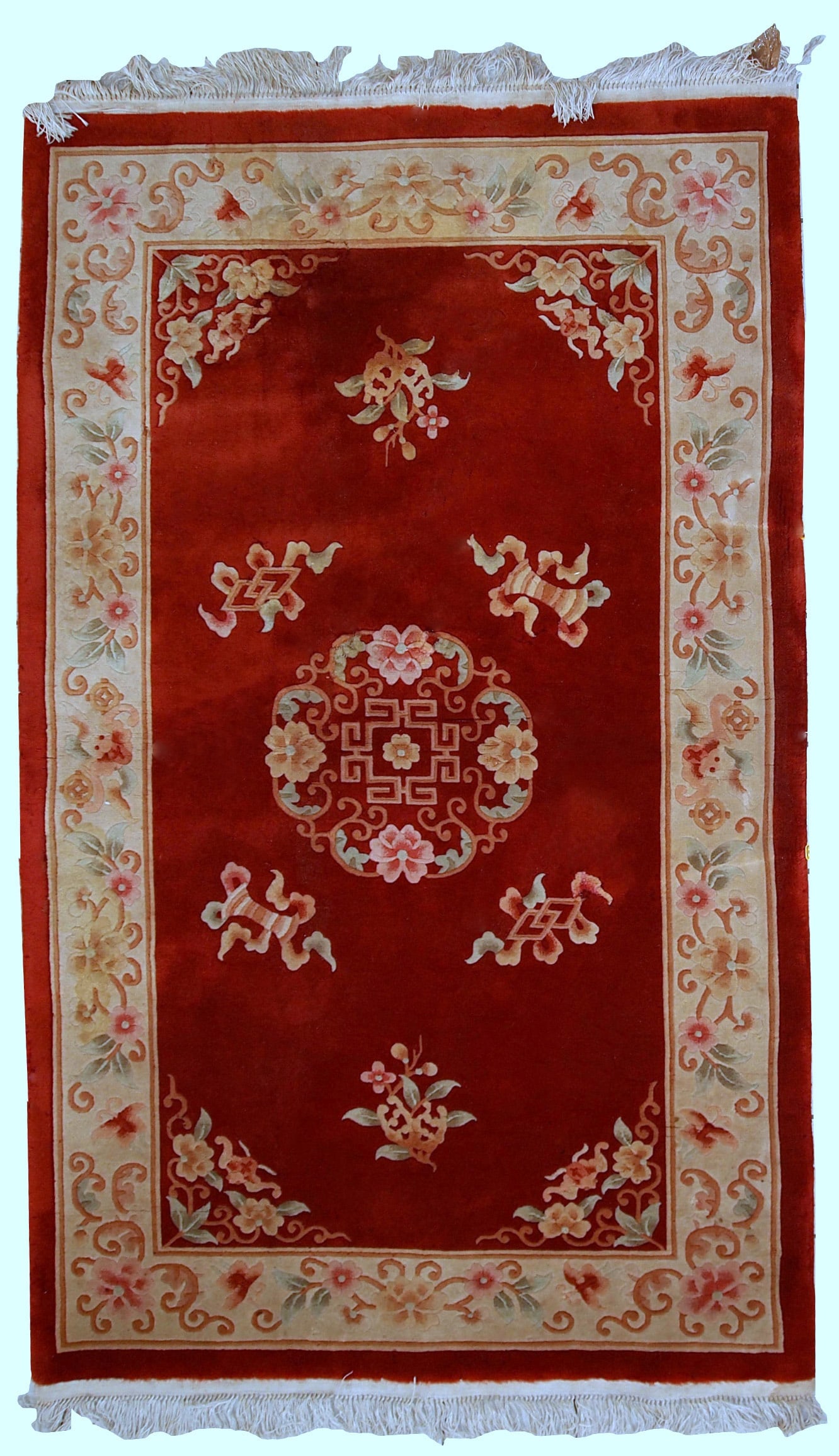 Handmade vintage Art Deco Chinese rug 3.9' x 6.5' (120cm x 200cm) 1970s: Title:Handmade vintage Art Deco Chinese rug 3.9' x 6.5' (120cm x 200cm) 1970s Origin:China Dimension:3.9' x 6.5' (120cm x 200cm) Materials:wool Year:1970s Description:Handmade vintage Art Deco
