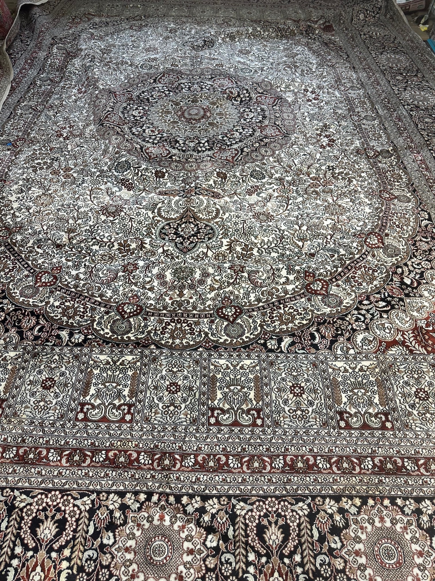 Very Fine Hand Knotted -Hereke 12x18 ft - 4