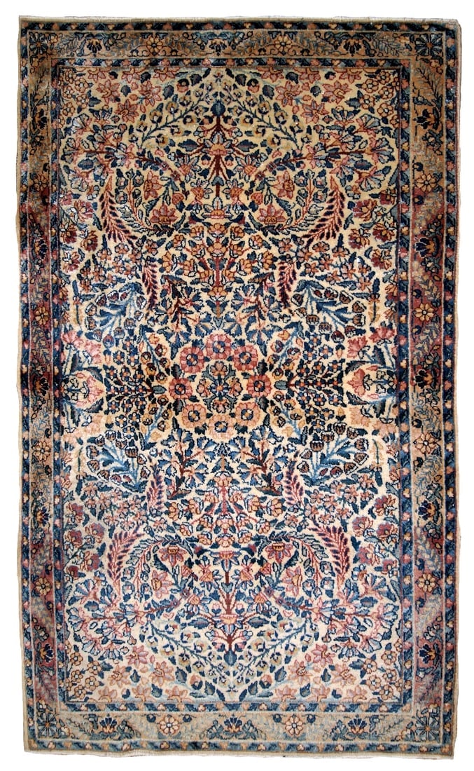 Handmade antique Persian Kerman rug 3.1' x 5.2' ( 94cm x 158cm ) 1920s: Title:Handmade antique Persian Kerman rug 3.1' x 5.2' ( 94cm x 158cm ) 1920s Origin:Persia Dimension:3.1' x 5.2' ( 94cm x 158cm ) Materials:wool Year:1920s Description:Hand made antique Kerman rug in 