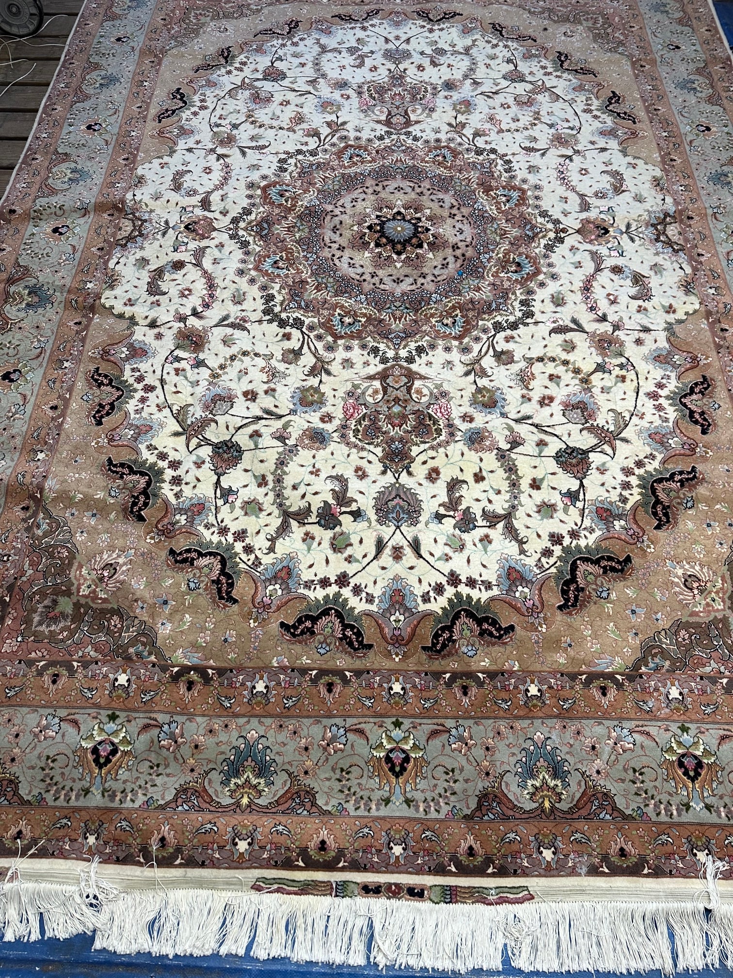 Very Fine Hand Knotted Persian Silkand Wool 50 Raj Tabriz Rug 9x11 ft - 7