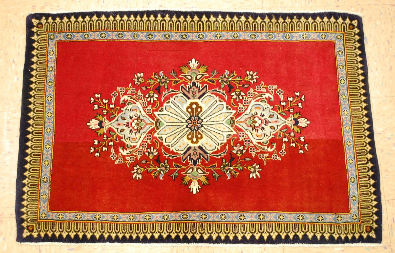 Persian KASHAN RUG 2.7X3.3 - 7