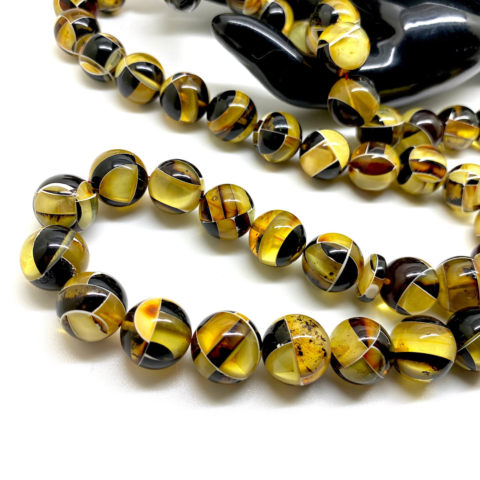 Unique and Staggering Amber Tesbih made from Round Amber beads - 5