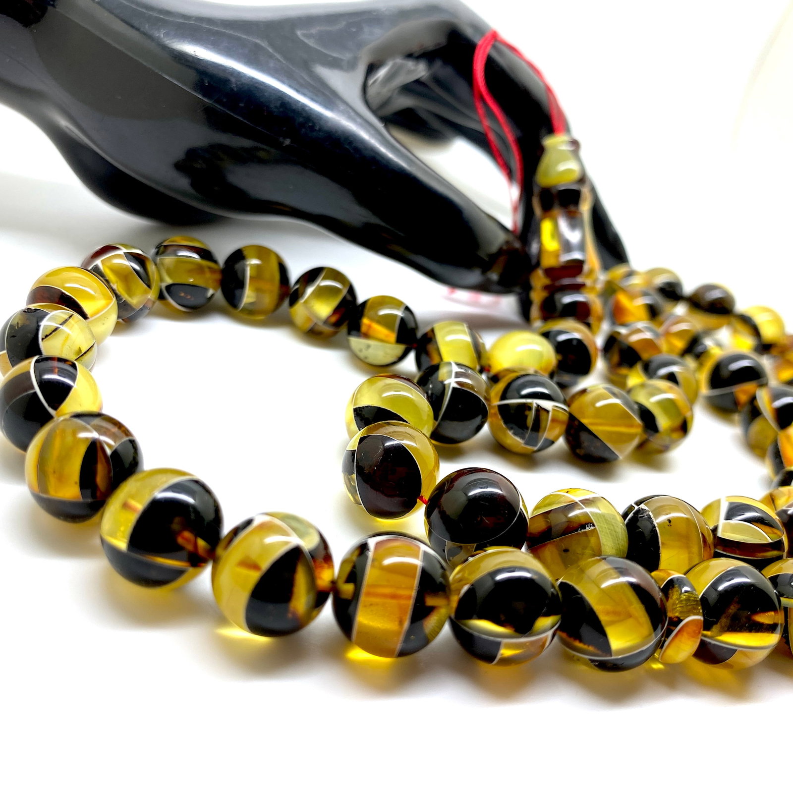 Unique and Staggering Amber Tesbih made from Round Amber beads - 9