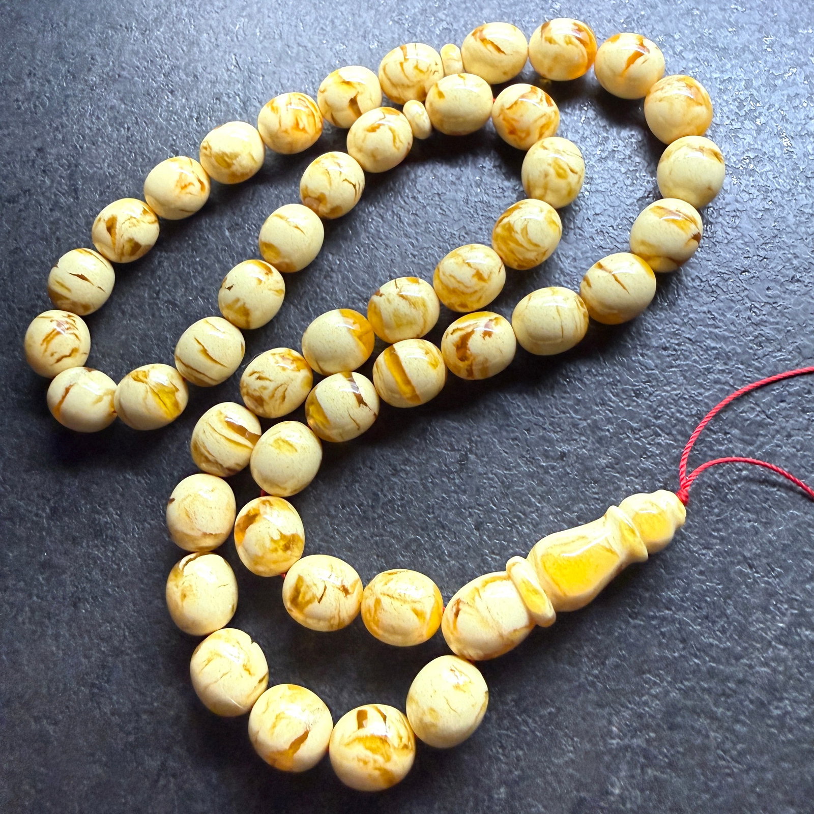 Extraordinary Amber Tesbih made from Round Amber beads - 2