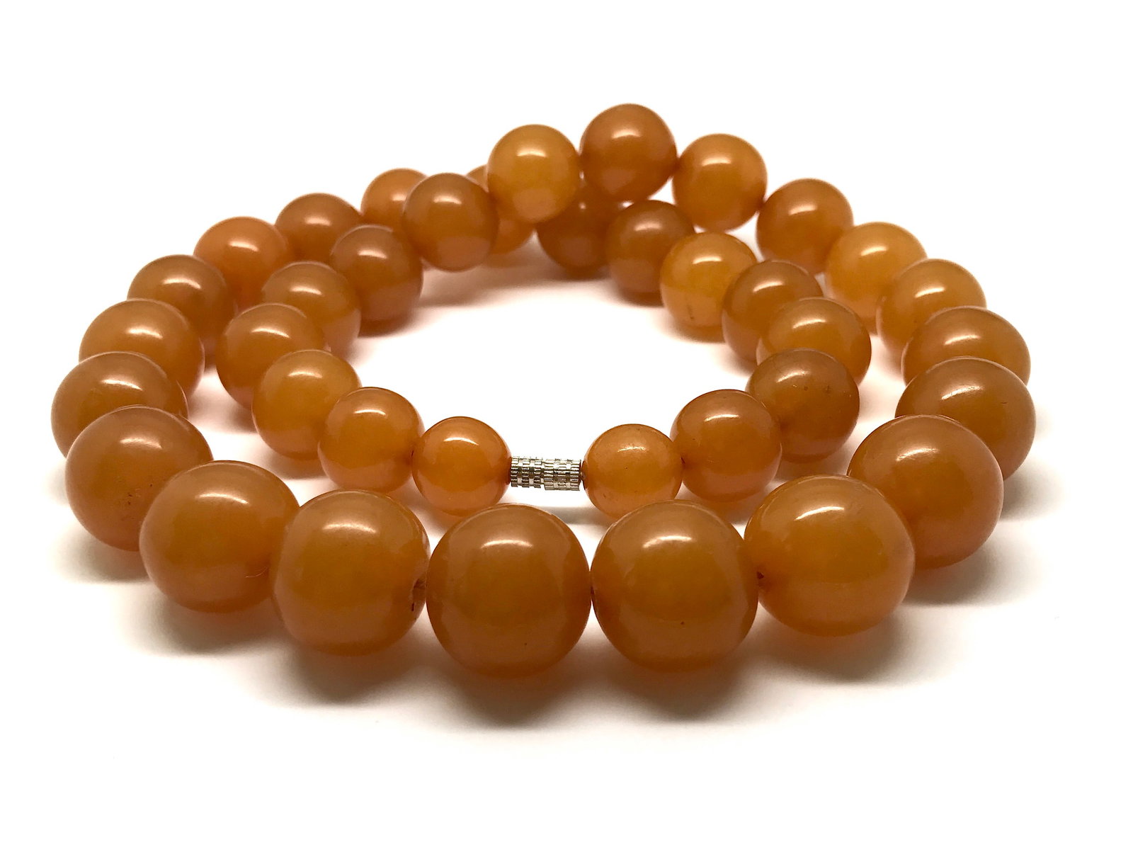 Magnificent Vintage Amber Necklace made from Round Amber beads - 9