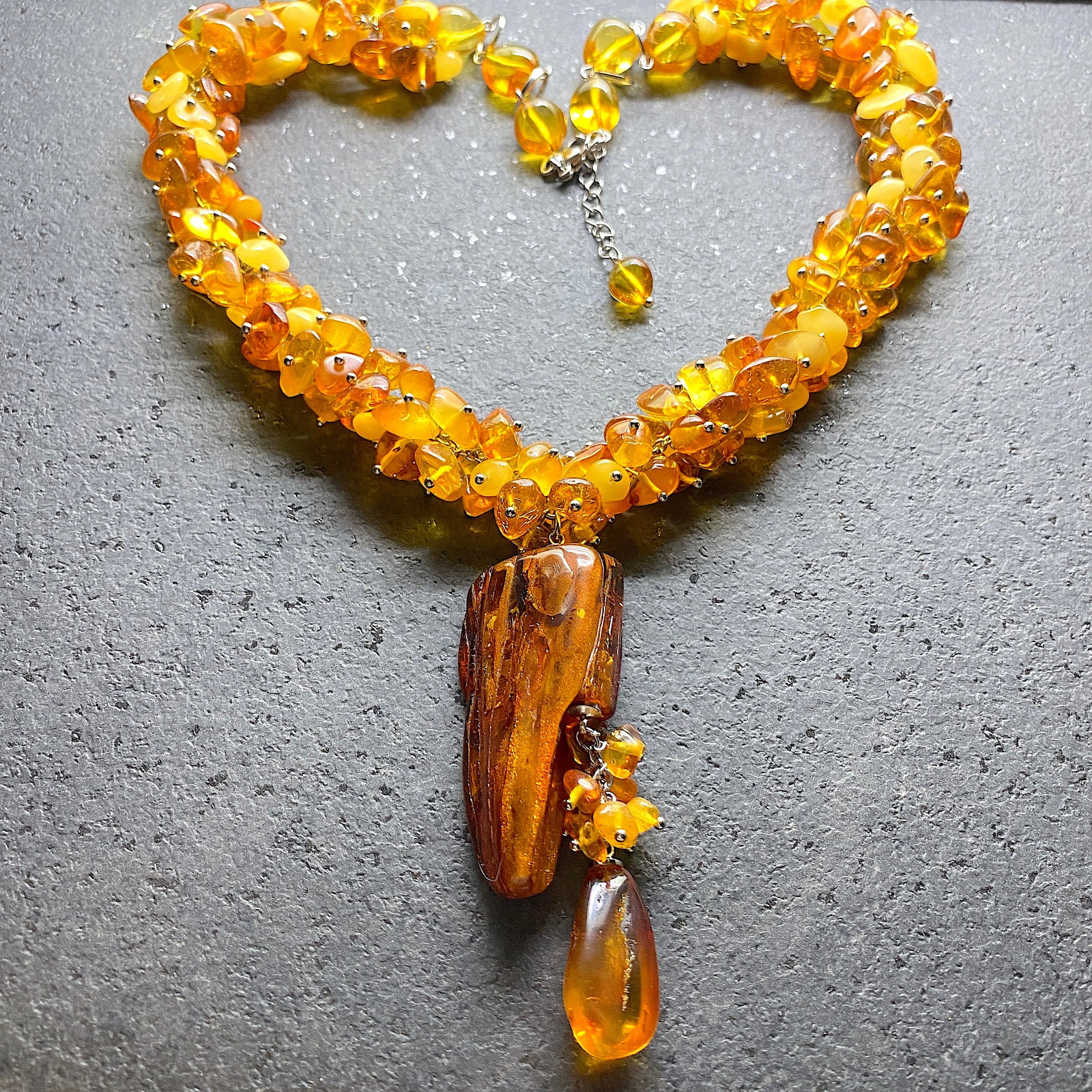 Extraordinary Vintage Amber Necklace made from Natural shaped Amber beads - 7