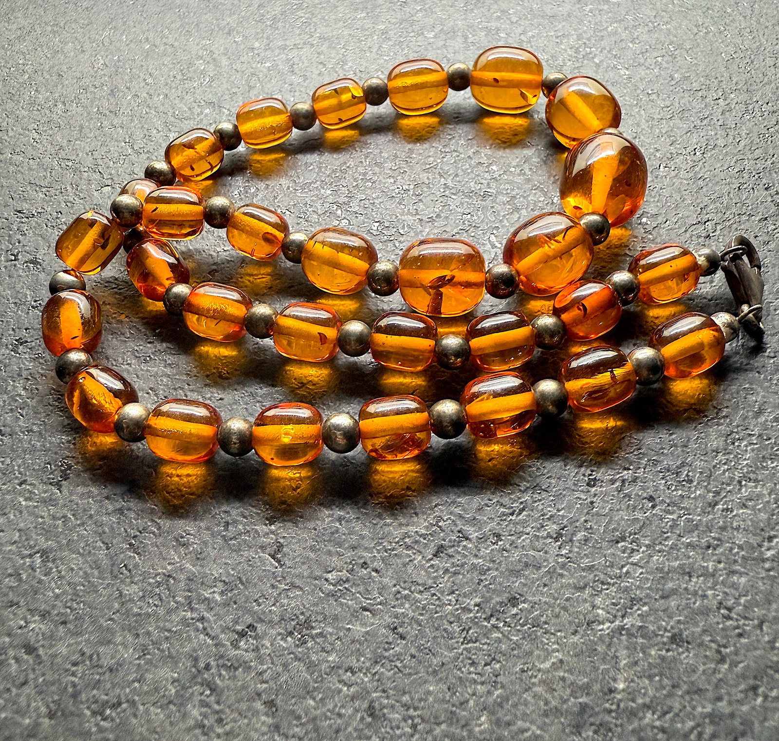Exquisite Vintage Amber Necklace - 9