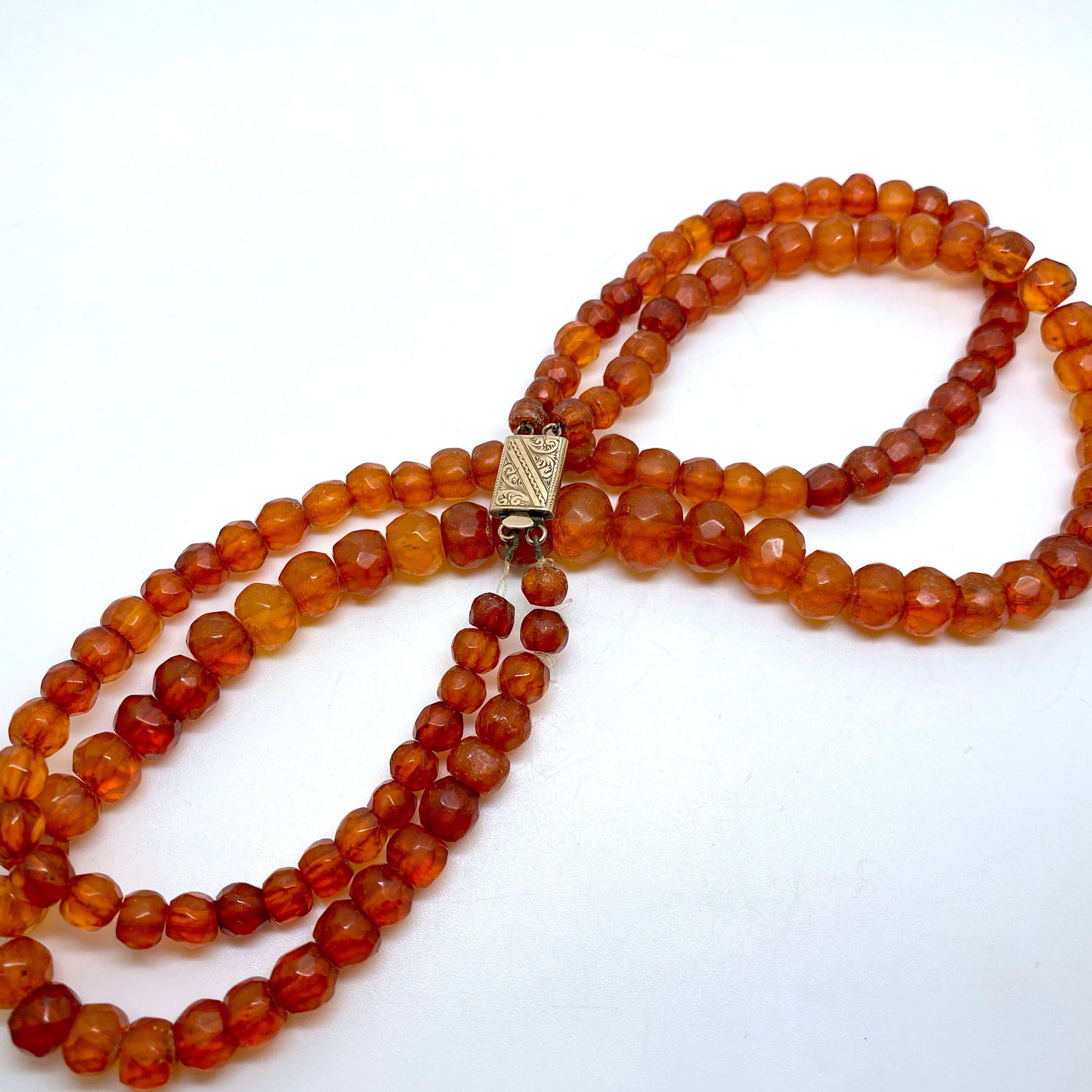 Stunning Unique Vintage Amber Necklace made from Hand Carved Amber beads - 3