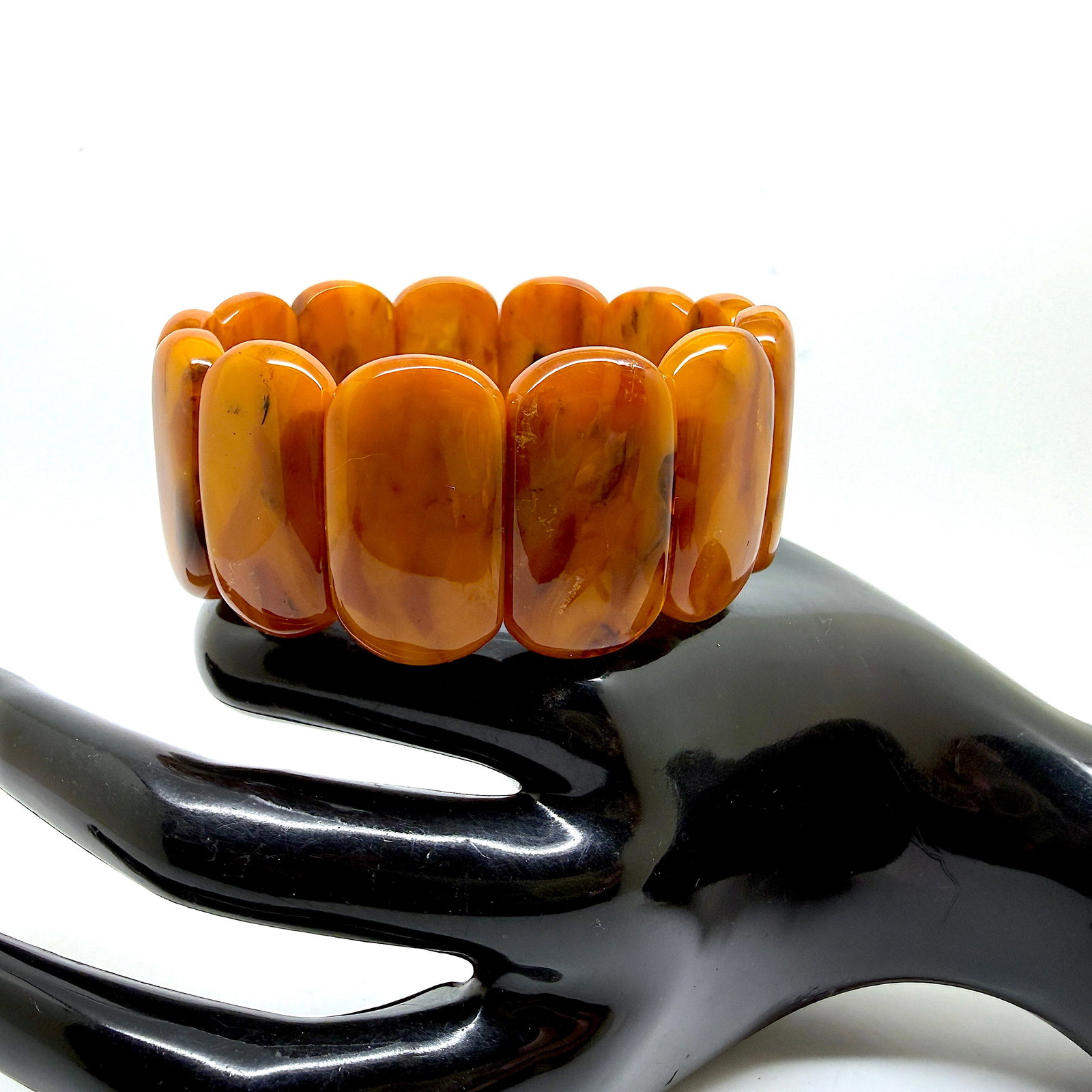 Alluring Vintage Amber Cuff Bracelet - 3