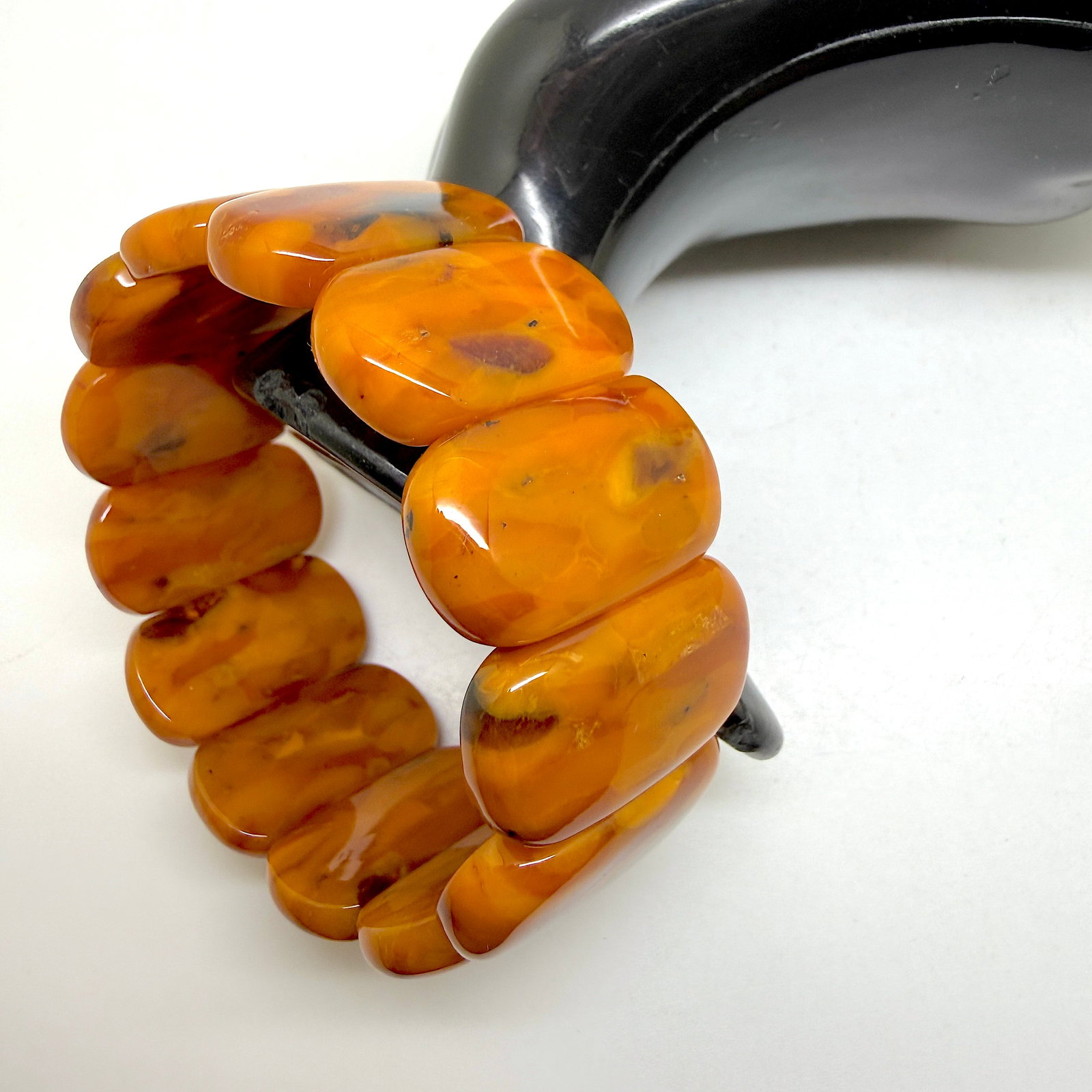 Alluring Vintage Amber Cuff Bracelet - 5