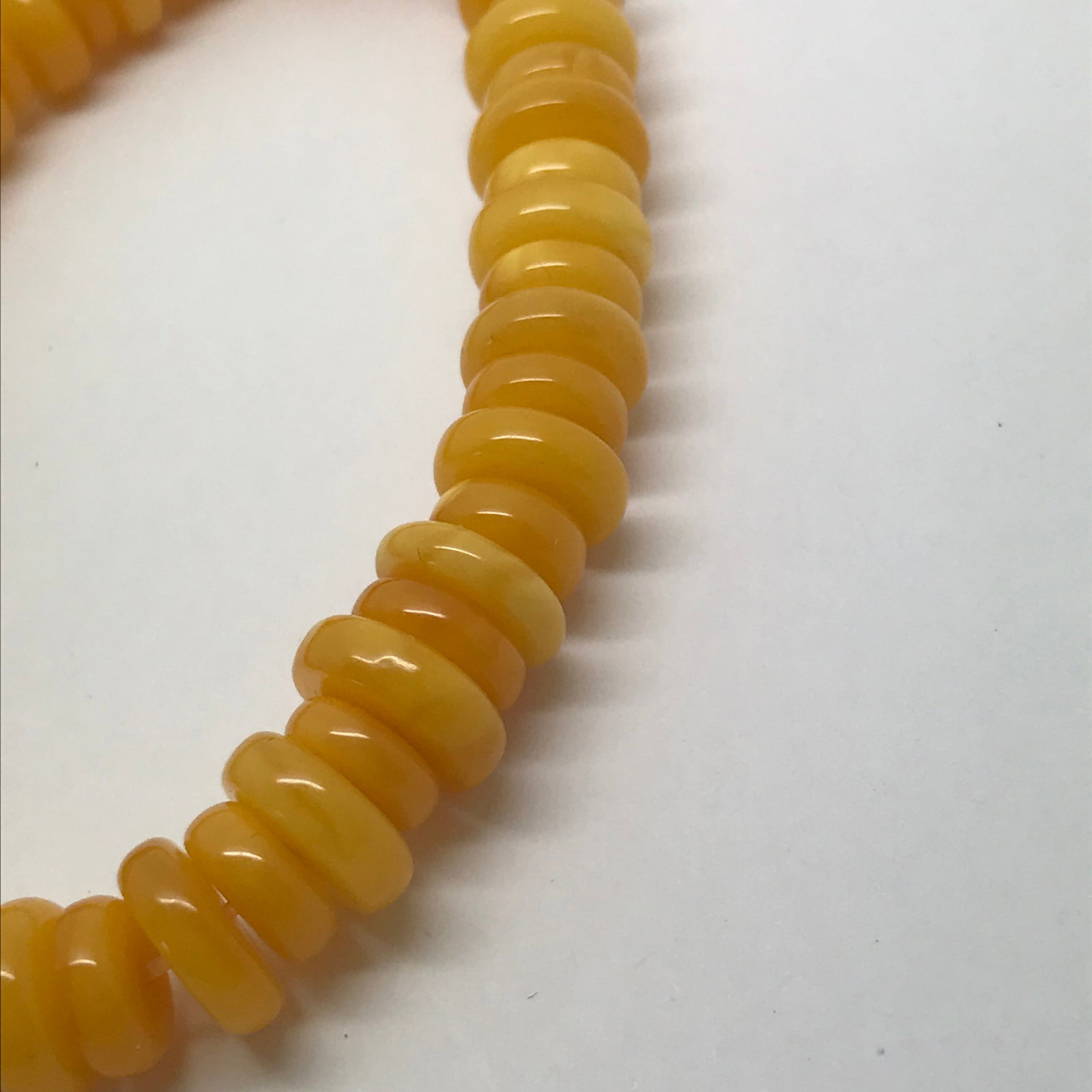 Unique and Remarkable Amber Bracelet made from Barrel shaped Amber beads - 8