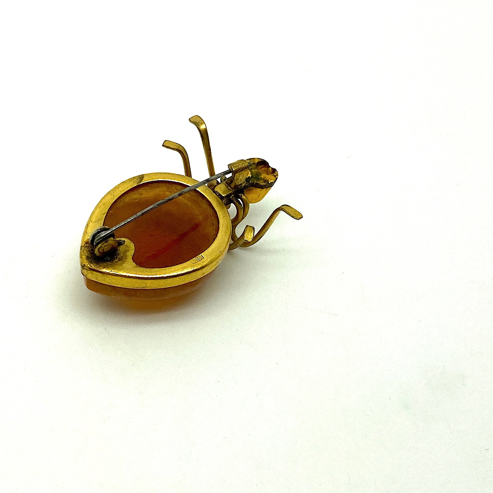 Alluring Vintage Amber Brooch - 3