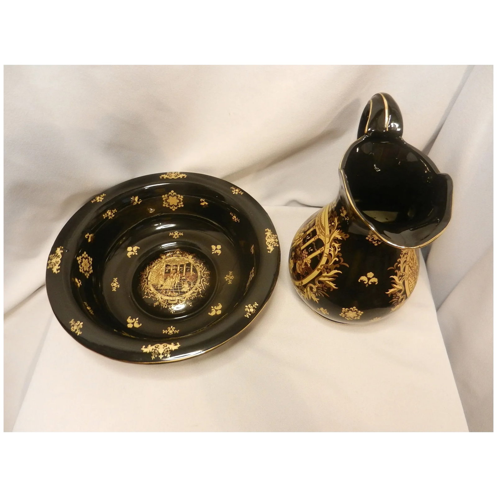 Victorian Limoges Style Hand Painted Black and 22kt Gold Porcelain Basin Bowl & Water Pitcher - 4