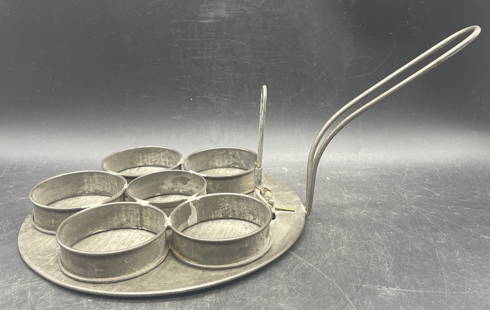 Primitive Tin Antique Poached Egg Maker, Spring Loaded Handle, 6 Rings - 4